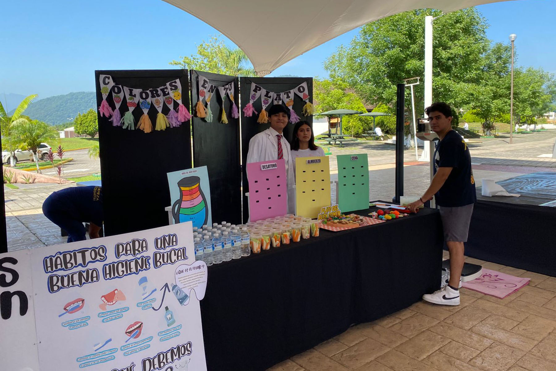 8 / 16 - La Escuela de Medicina Celebró la 3.ª Feria Binacional: Cuidando mi Salud Desde Pequeño 8 / 16 - La Escuela de Medicina Celebró la 3.ª Feria Binacional: Cuidando mi Salud Desde Pequeño