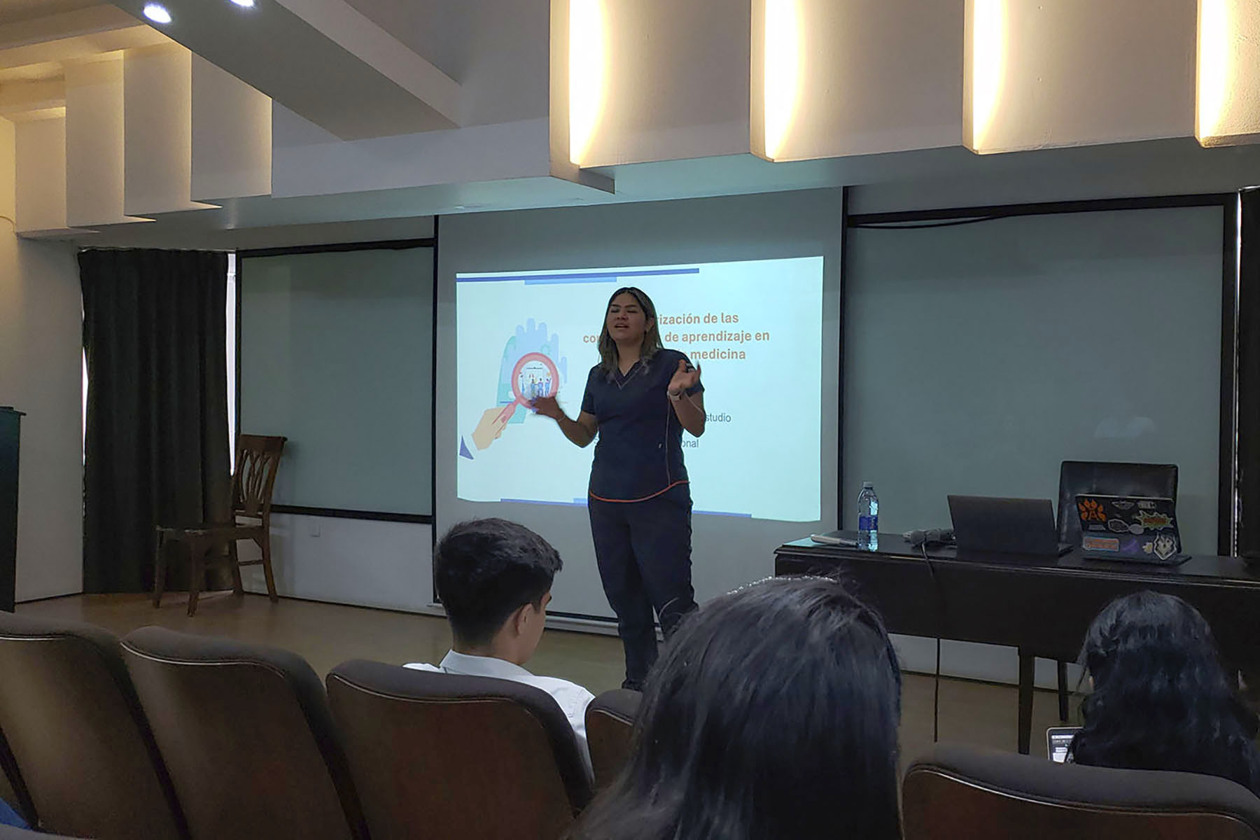 9 / 14 - Seminario Leones de la Ciencia 9 / 14 - Seminario Leones de la Ciencia