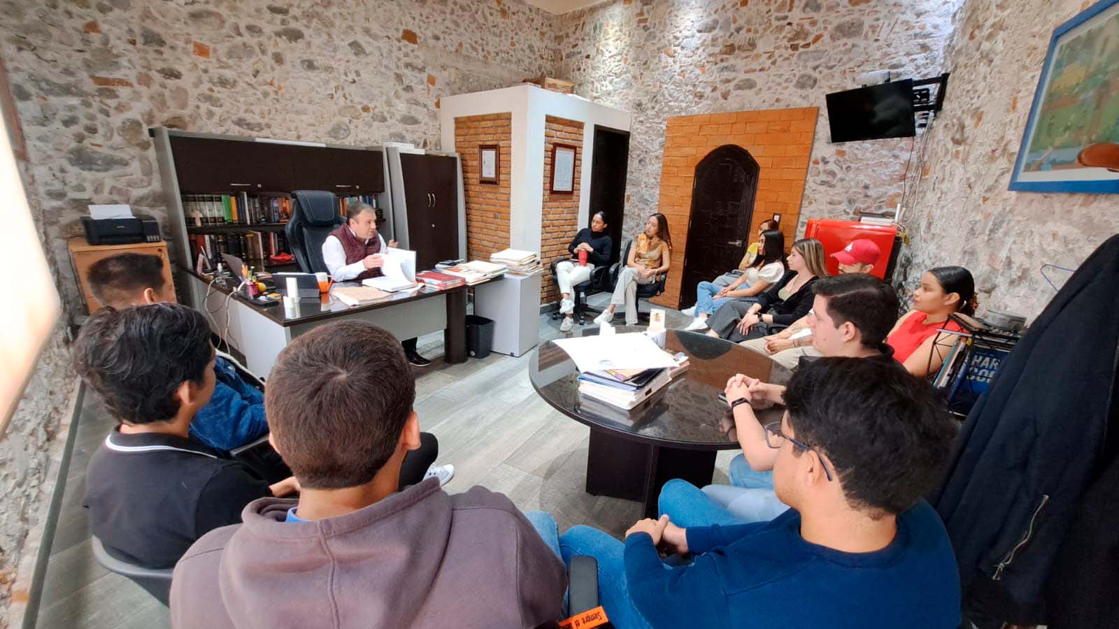 3 / 4 - Visita a la Notaría Pública 24 3 / 4 - Visita a la Notaría Pública 24