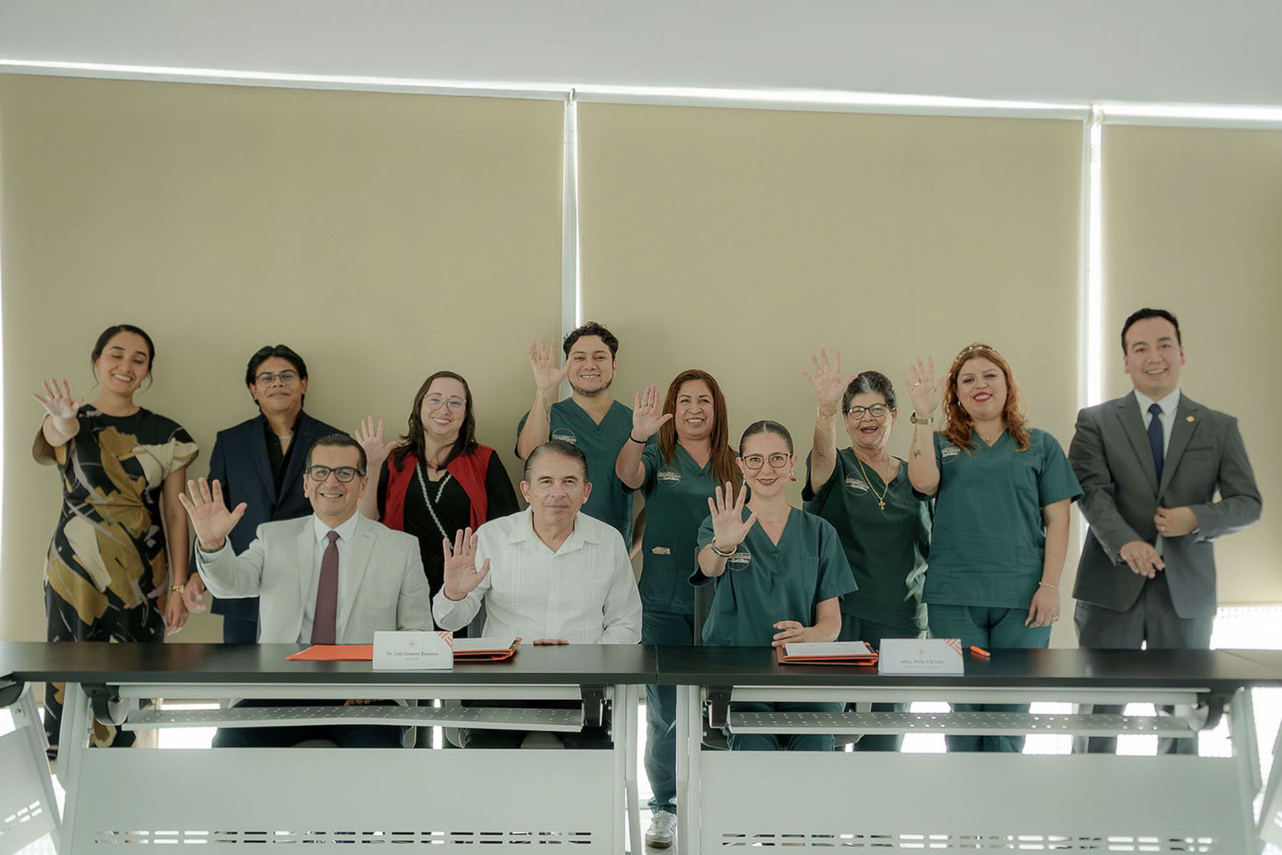 11 / 14 - Firma de Convenio con GESTÁLTICA, Centro de Atención Psicológica y Capacitación