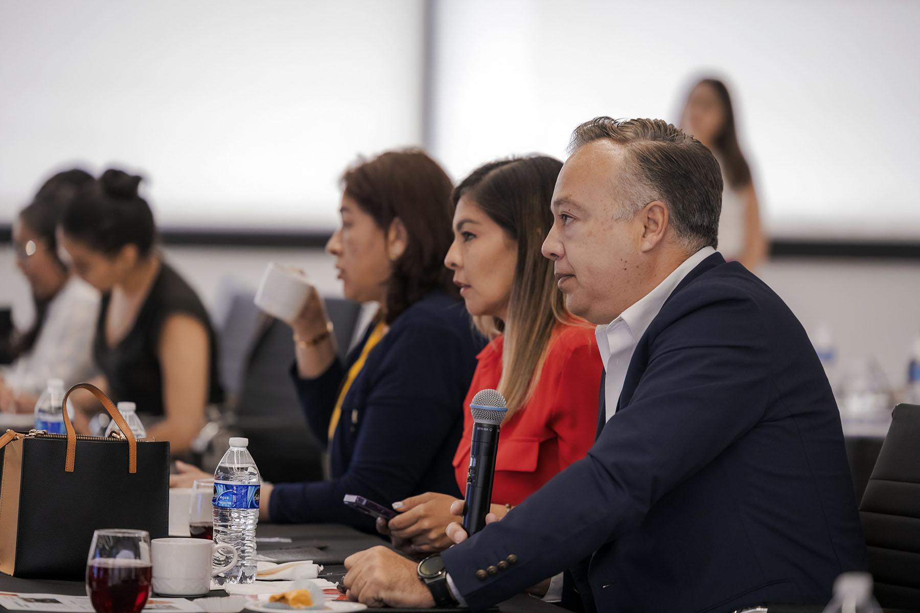10 / 16 - Conferencia: Libera el Potencial de tu Empresa y CRECE