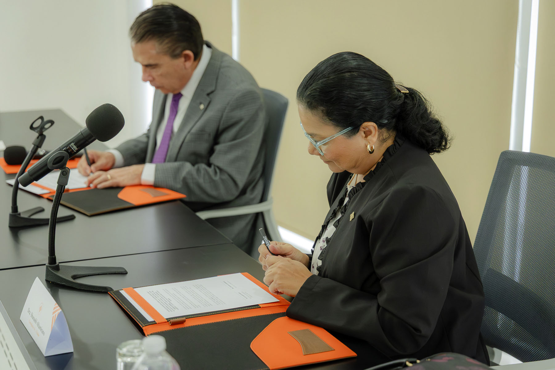 6 / 16 - Firma de Convenio con la Correduría Pública 16 de Córdoba