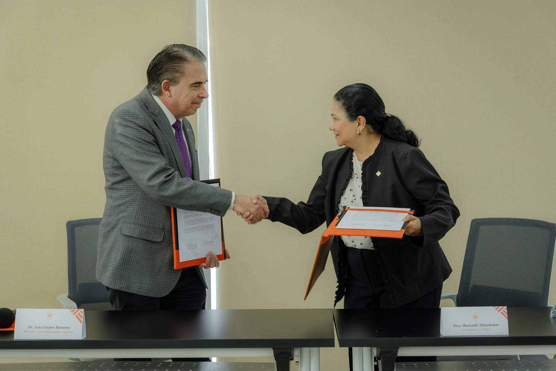 12 / 16 - Firma de Convenio con la Correduría Pública 16 de Córdoba