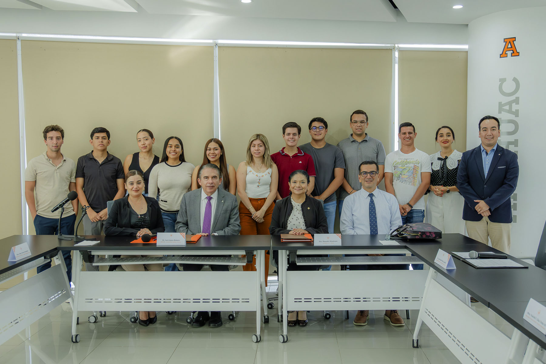 13 / 16 - Firma de Convenio con la Correduría Pública 16 de Córdoba