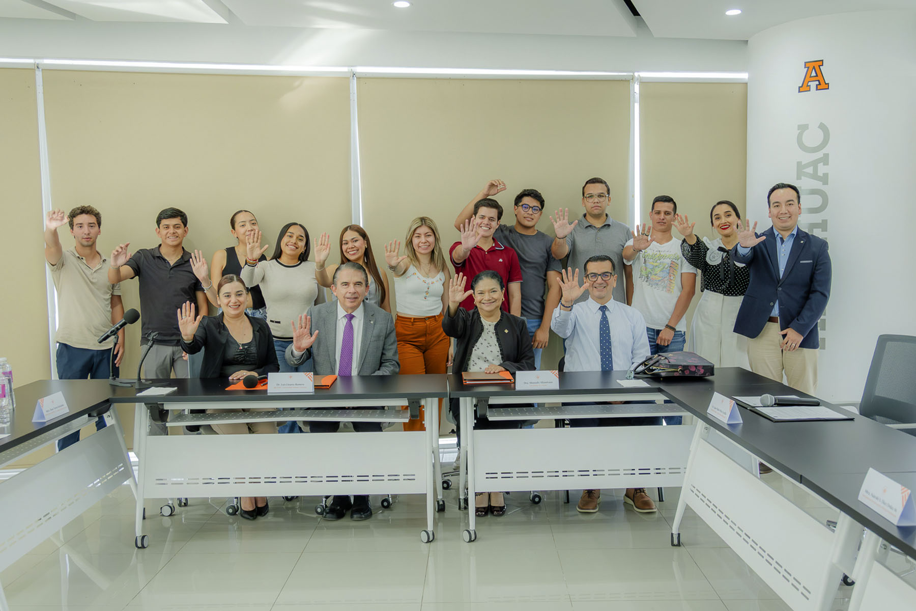 14 / 16 - Firma de Convenio con la Correduría Pública 16 de Córdoba