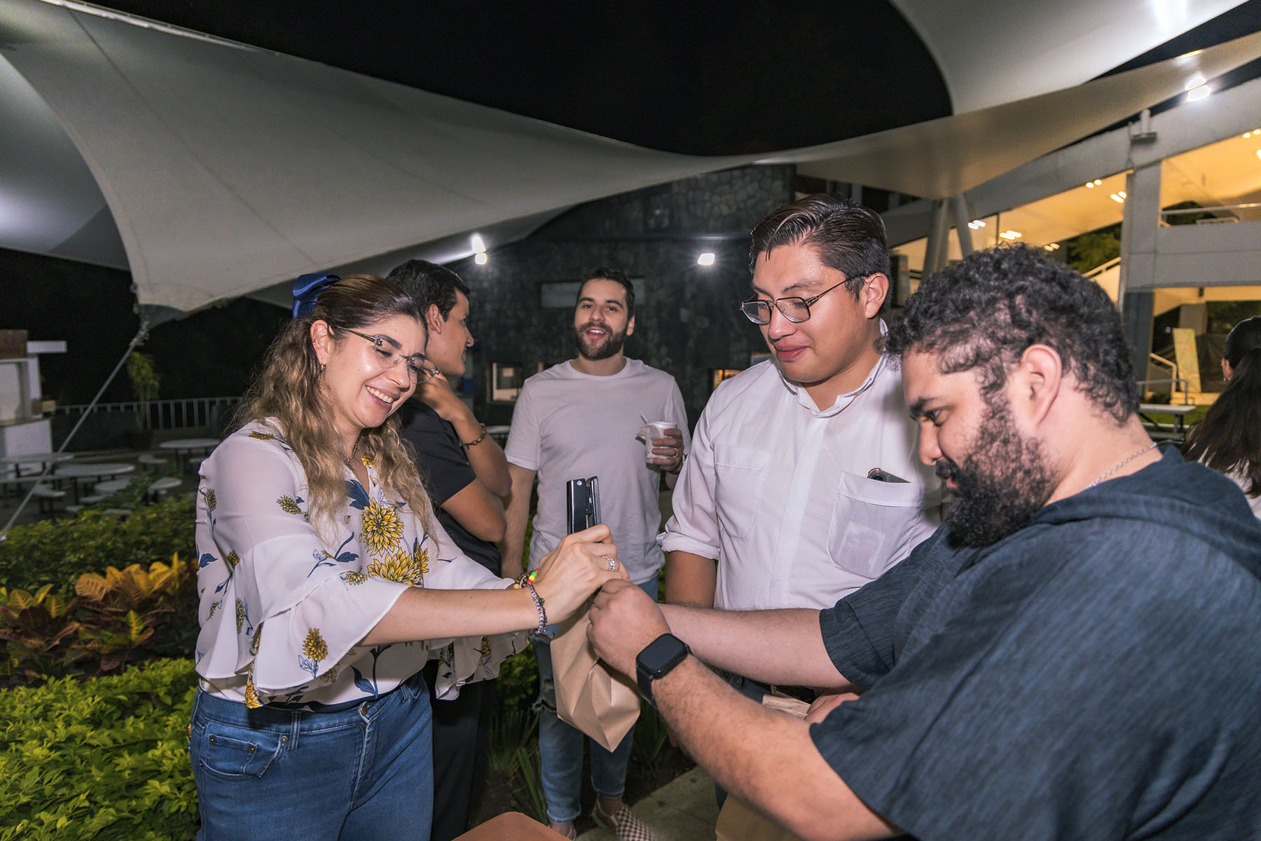 9 / 14 - Cristo de la Calle: Posgrados
