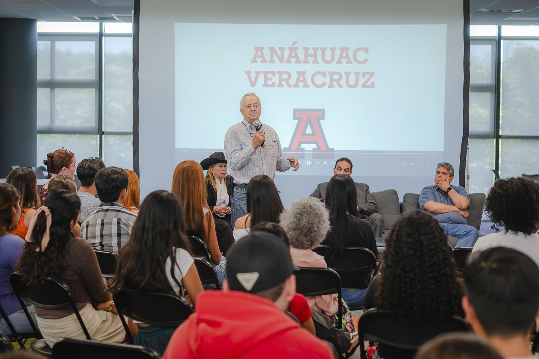 18 / 45 - Foro: Momentos que Definen una Trayectoria