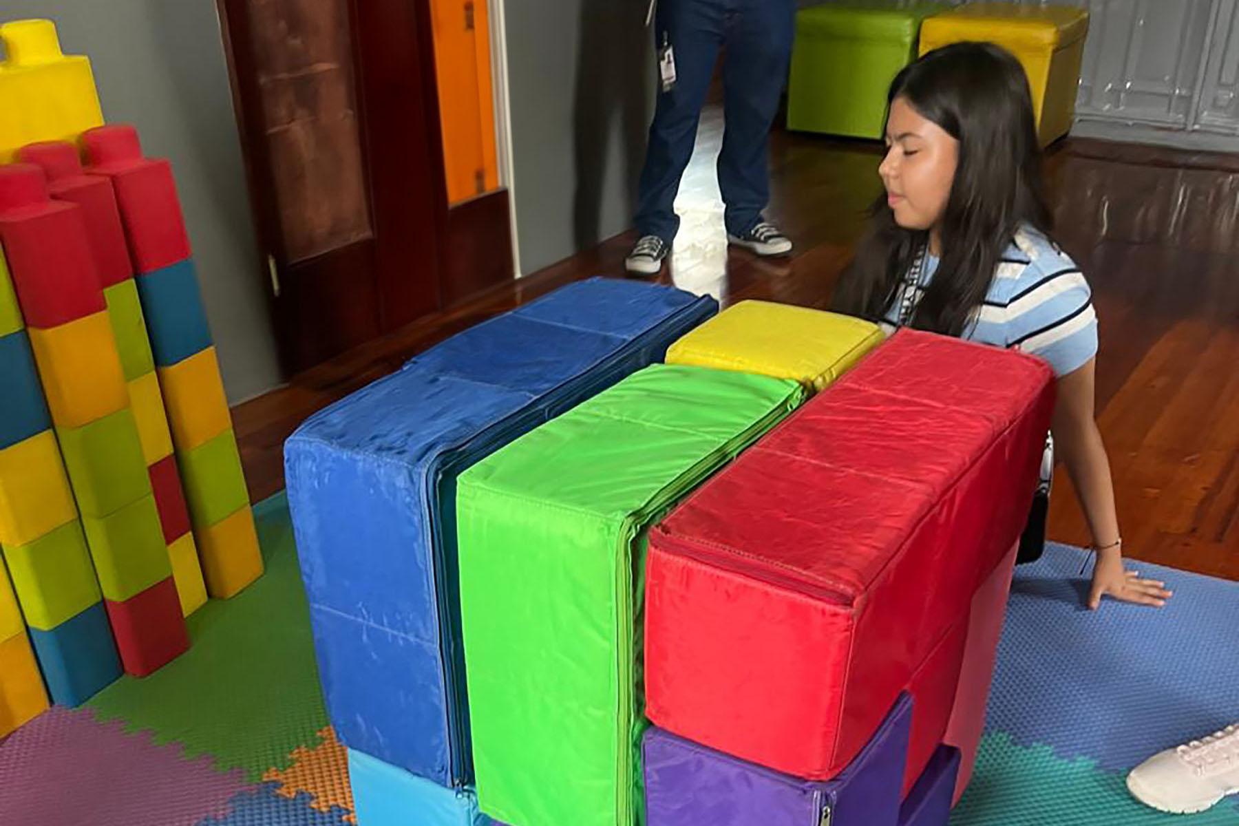 9 / 12 - Iniciamos con Creatividad y Arte una Nueva Generación en la Escuela de Diseño