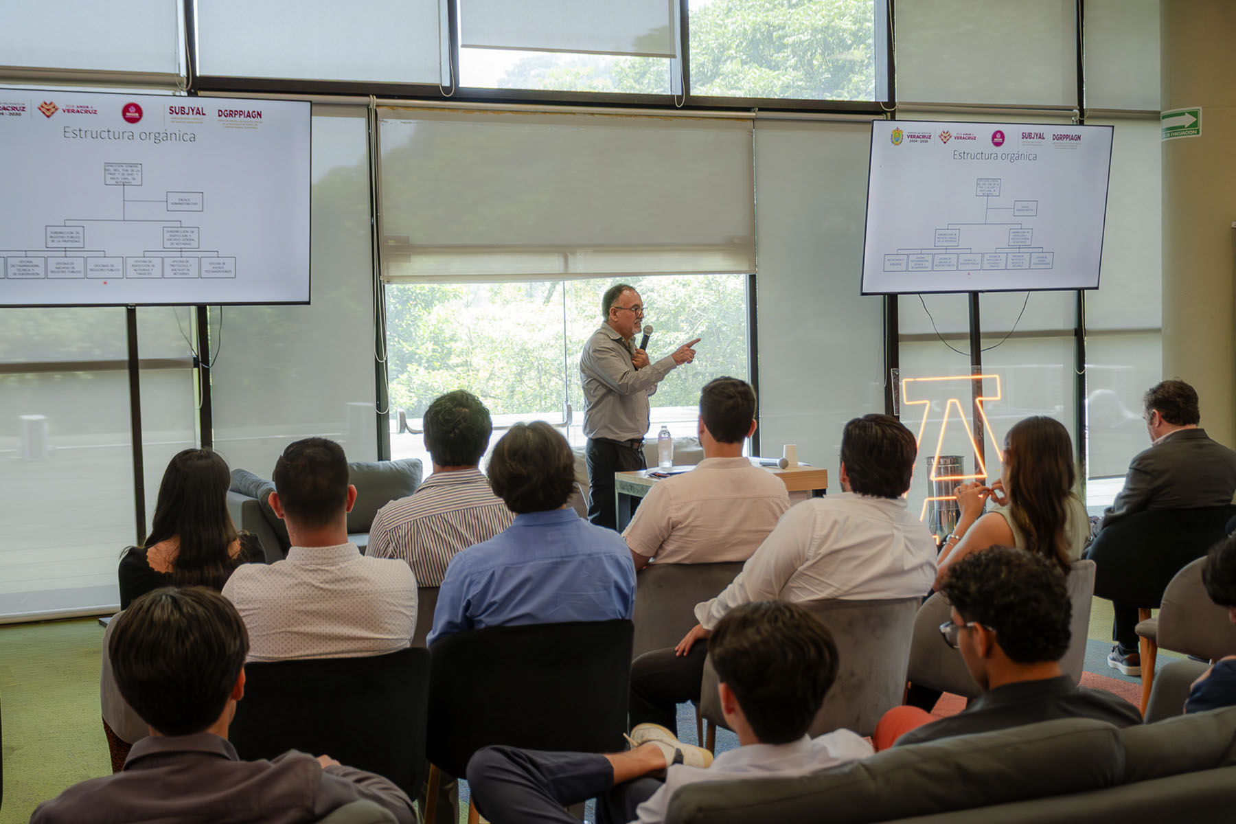 2 / 6 - Primera Jornada Notarial Anáhuac 2025