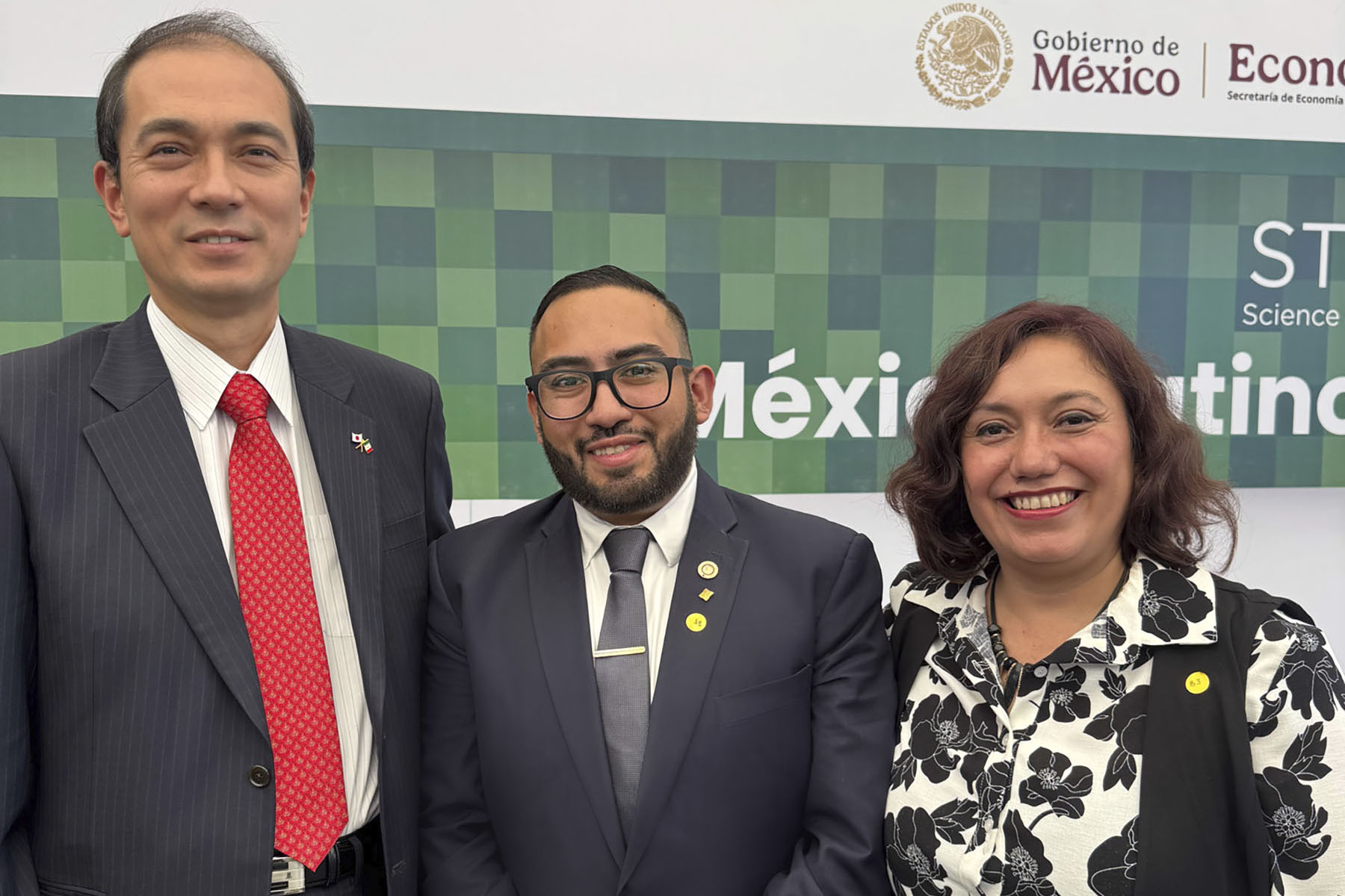 4 / 5 - Escuelas Fortalecen su Vinculación Internacional en el STS Forum 2025
