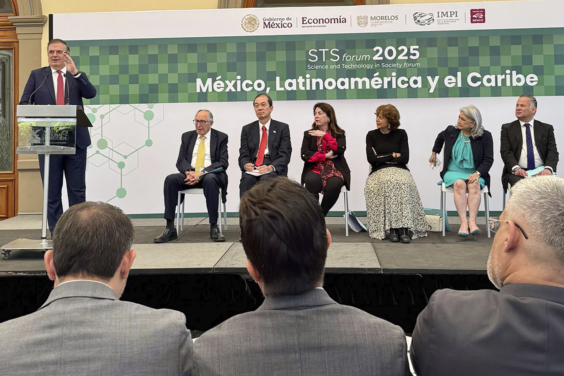5 / 5 - Escuelas Fortalecen su Vinculación Internacional en el STS Forum 2025