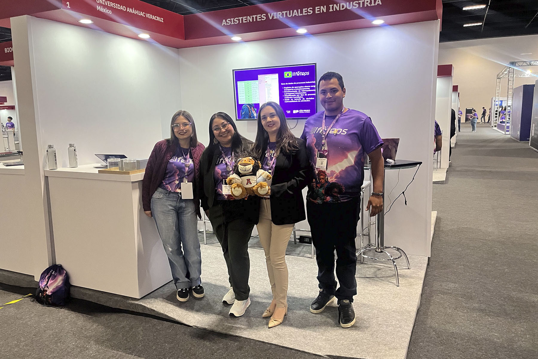3 / 5 - Alumnos Representan a México en Feria Internacional de Tecnología en Brasil 3 / 5 - Alumnos Representan a México en Feria Internacional de Tecnología en Brasil
