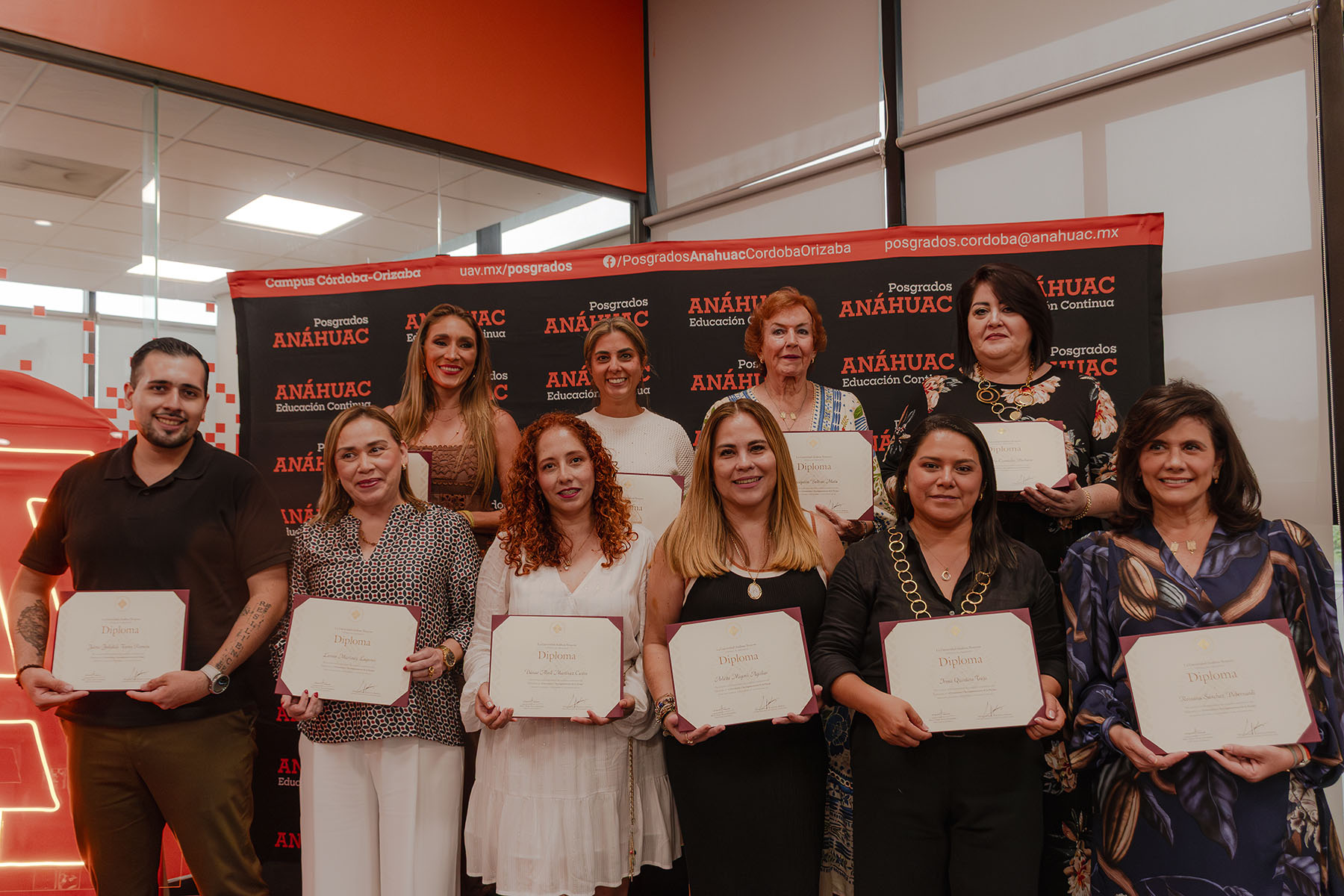 7 / 76 - Ceremonia de Clausura de Diplomados 7 / 76 - Ceremonia de Clausura de Diplomados