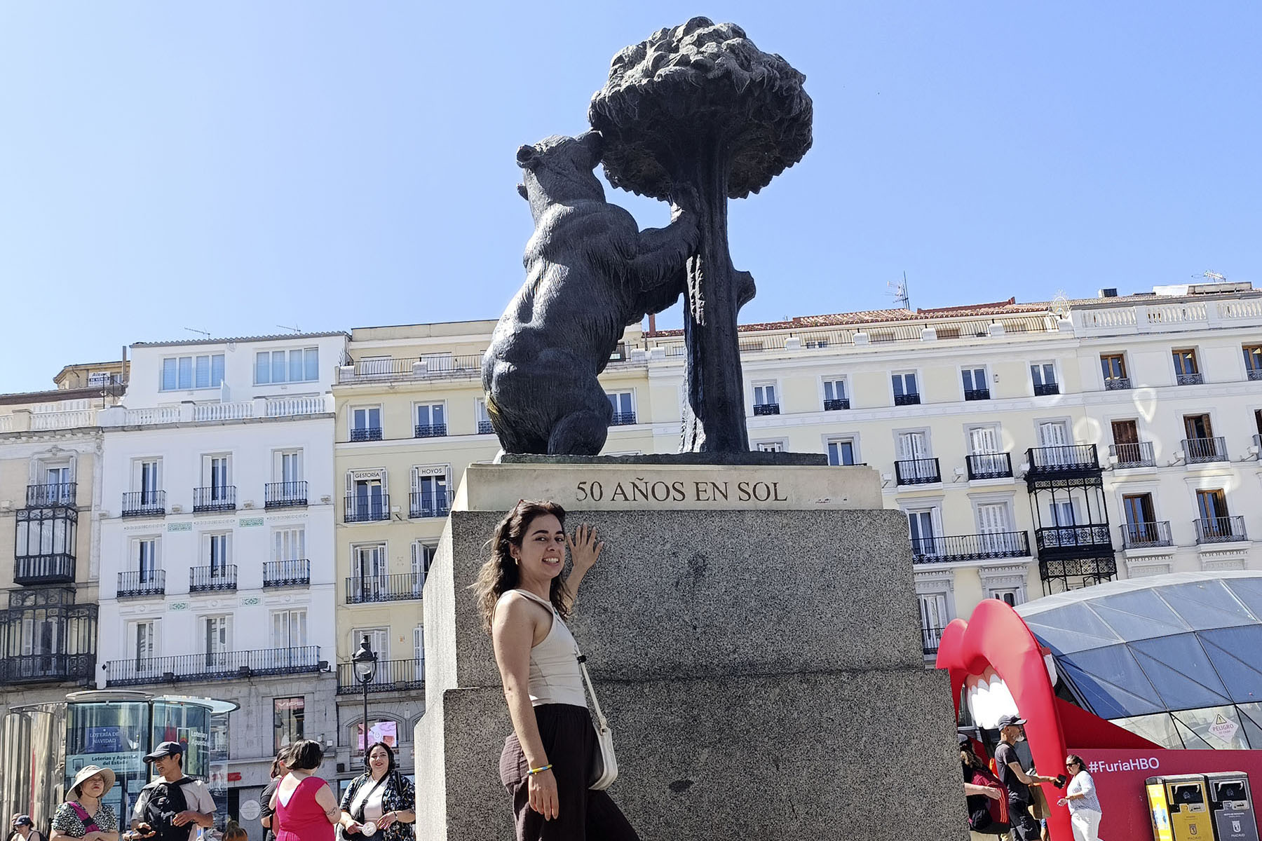 5 / 8 - Colaboradora Realiza Estancia Académica en España
