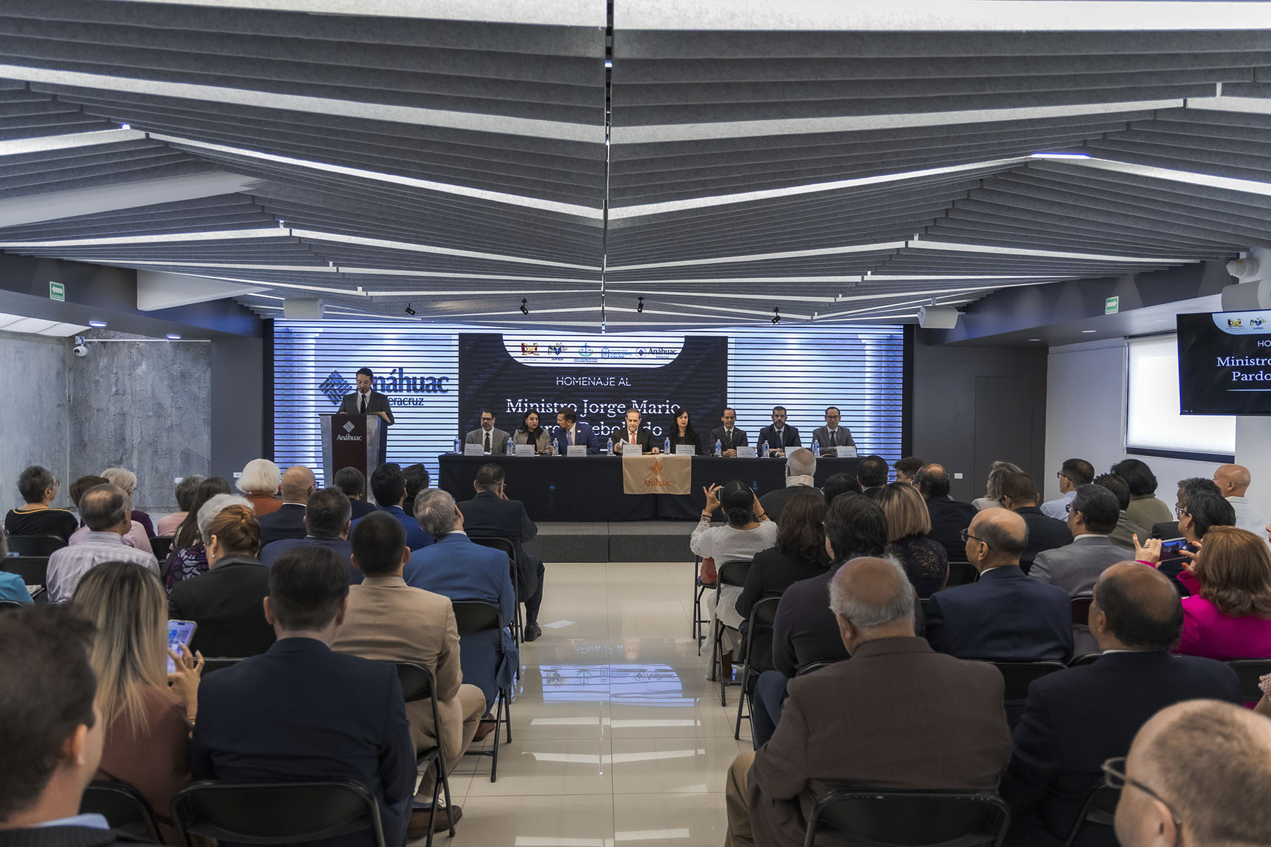 7 / 24 - Homenaje al Ministro Jorge Mario Pardo Rebolledo