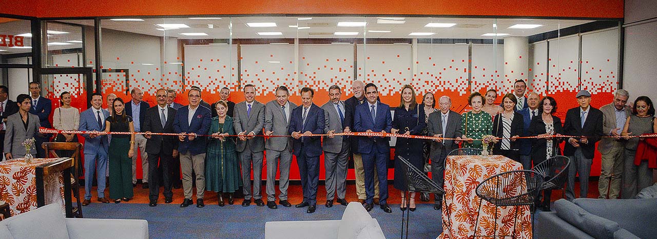 Inauguración del ID Center