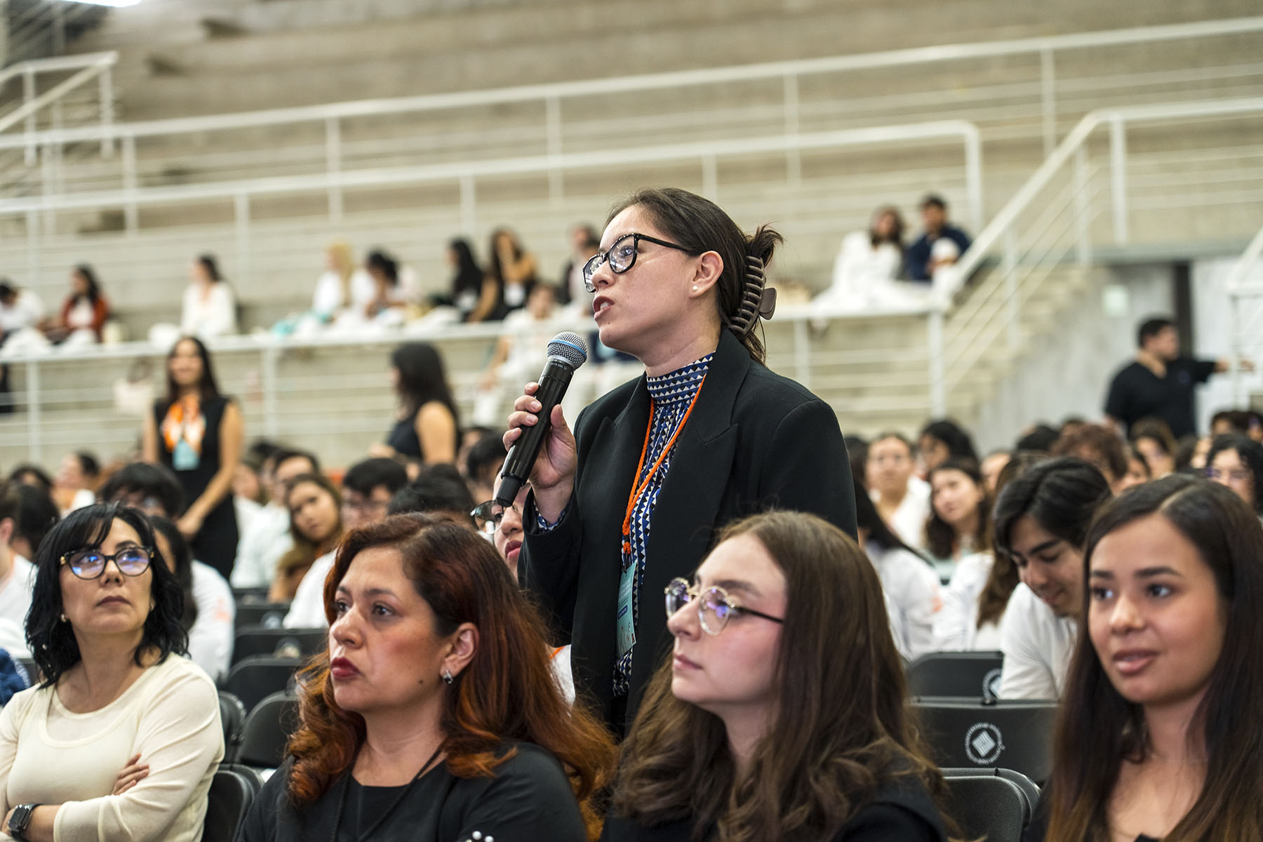 25 / 135 - Día Uno 25 / 135 - Día Uno