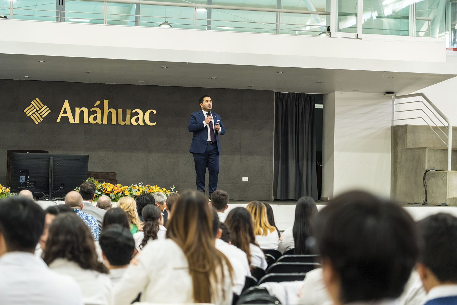 58 / 135 - Día Dos 58 / 135 - Día Dos