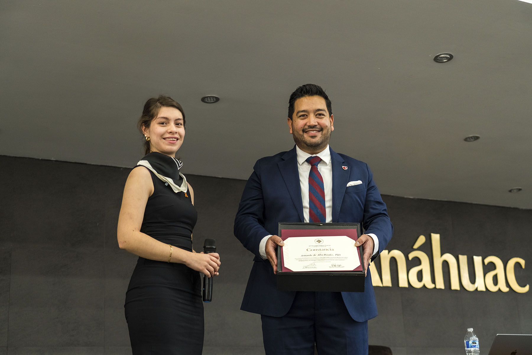 60 / 135 - Día Dos 60 / 135 - Día Dos