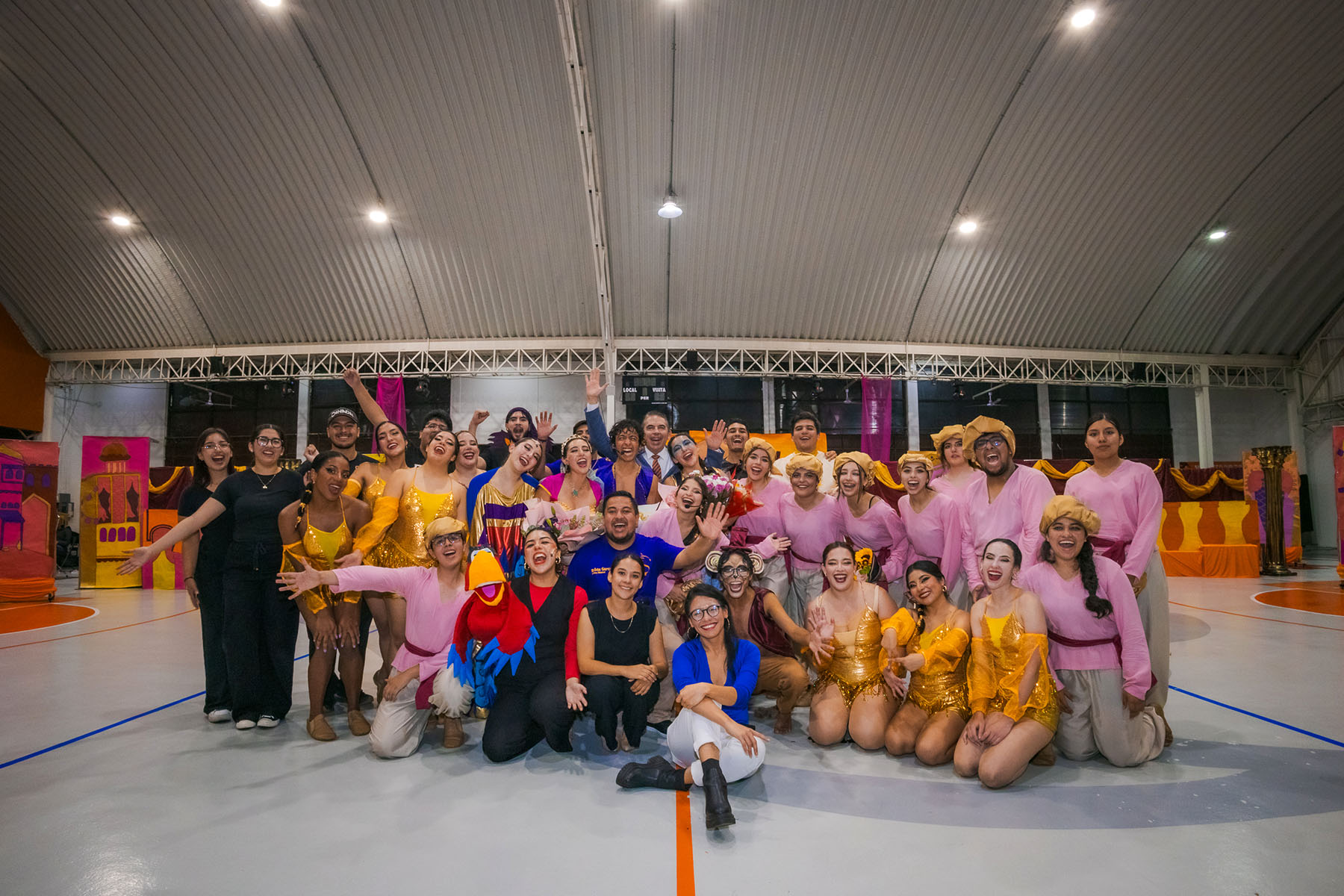 57 / 91 - Arte y Cultura 57 / 91 - Arte y Cultura