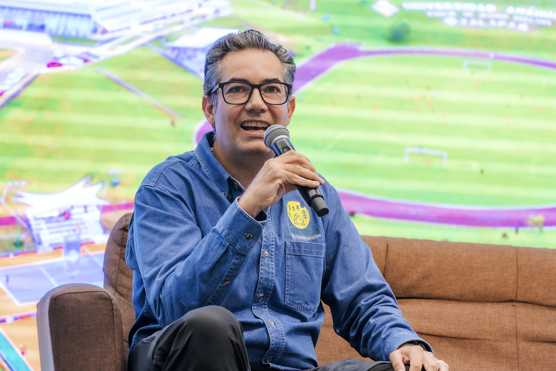 1 / 3 - Sexta Edición de la Charla: Café con un Empresario 1 / 3 - Sexta Edición de la Charla: Café con un Empresario