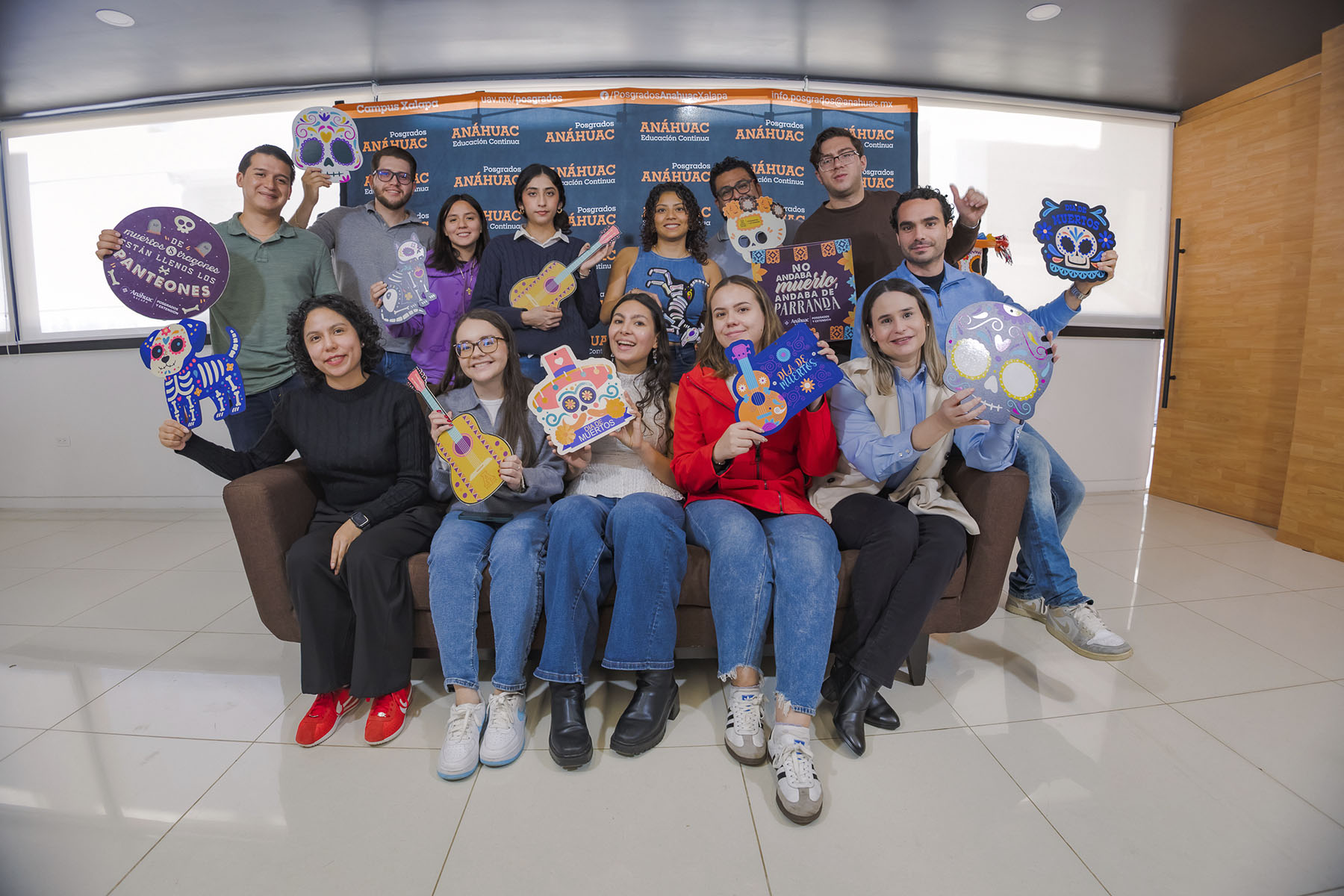 37 / 50 - Festín de Día de muertos Posgrados 37 / 50 - Festín de Día de muertos Posgrados