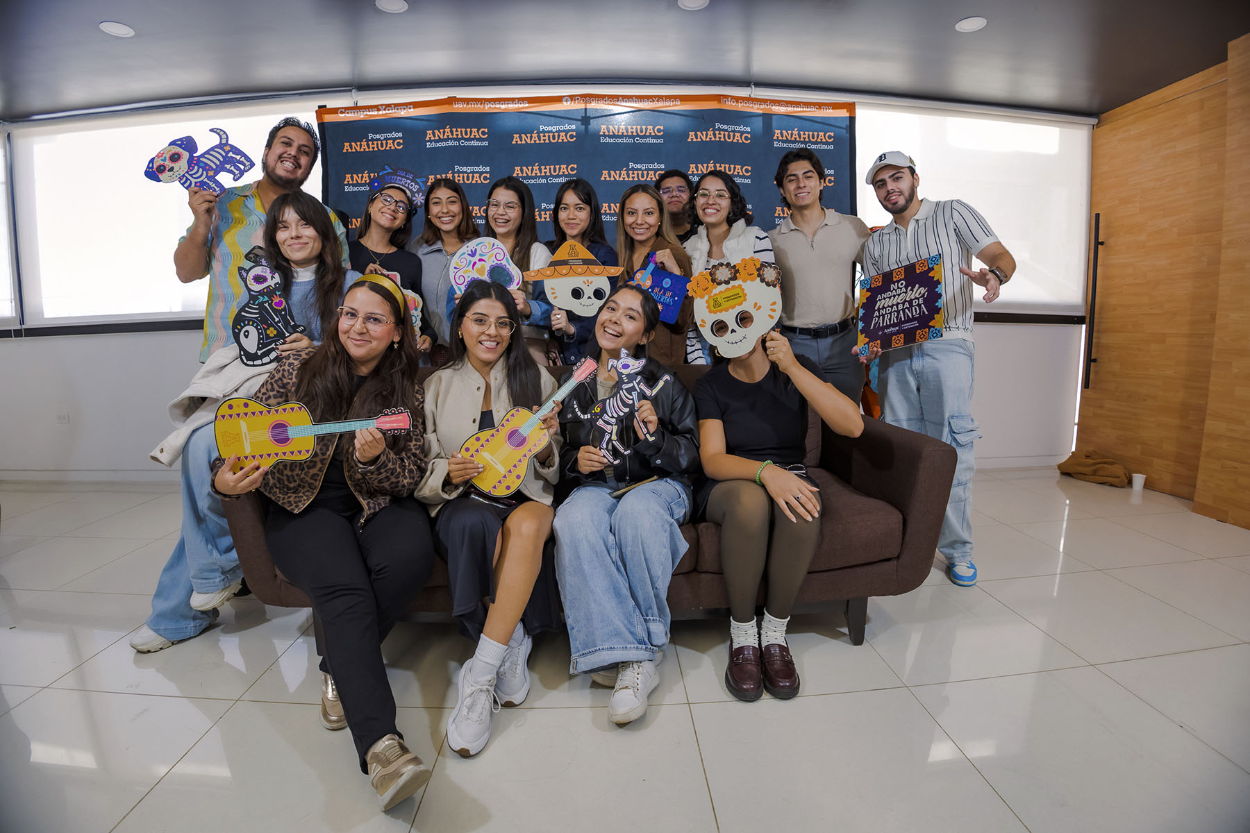 47 / 50 - Festín de Día de muertos Posgrados 47 / 50 - Festín de Día de muertos Posgrados