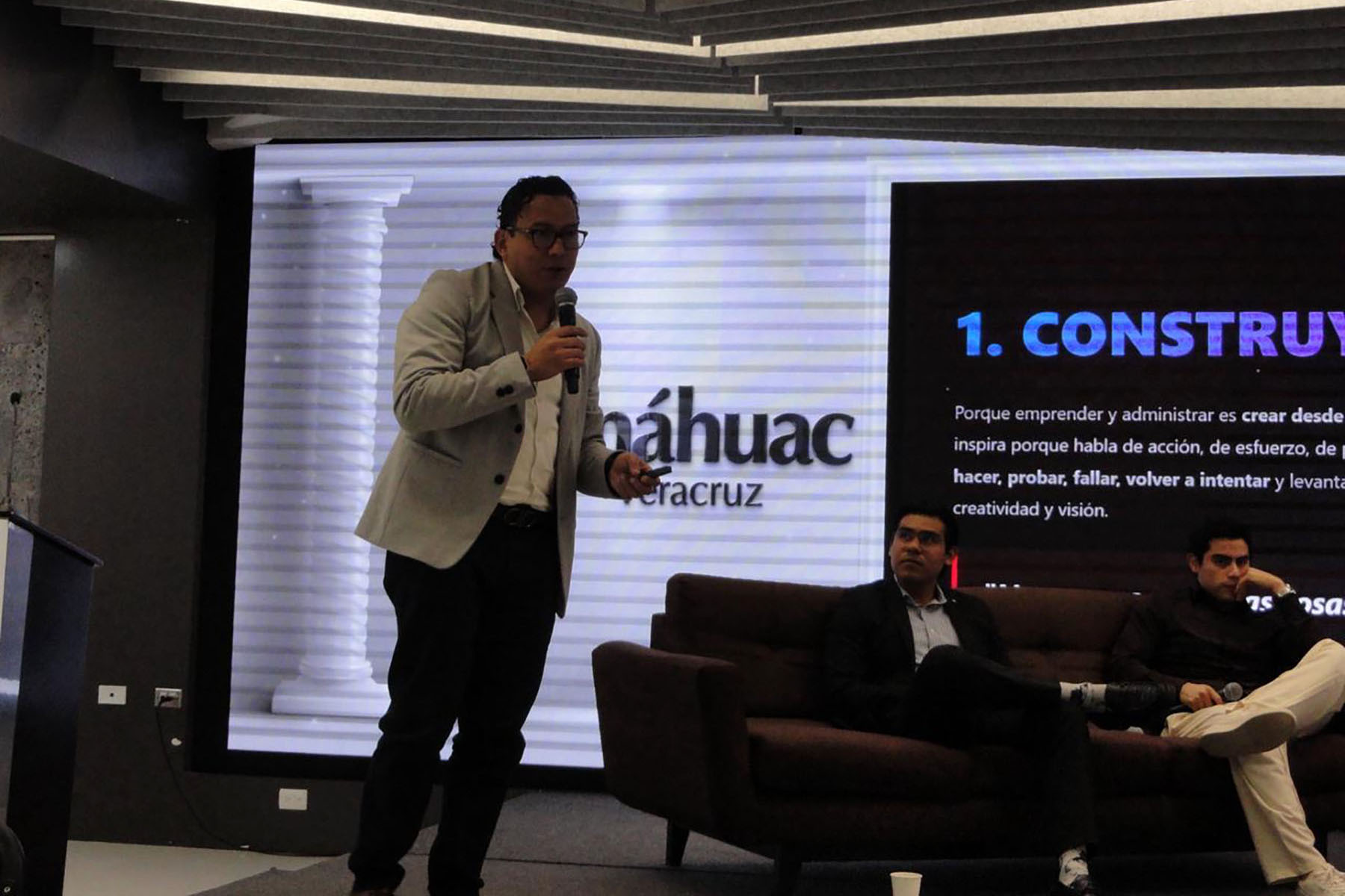 2 / 5 - ADMIN FEST: Un Encuentro de Inspiración, Comunidad y Vocación Profesional 2 / 5 - ADMIN FEST: Un Encuentro de Inspiración, Comunidad y Vocación Profesional