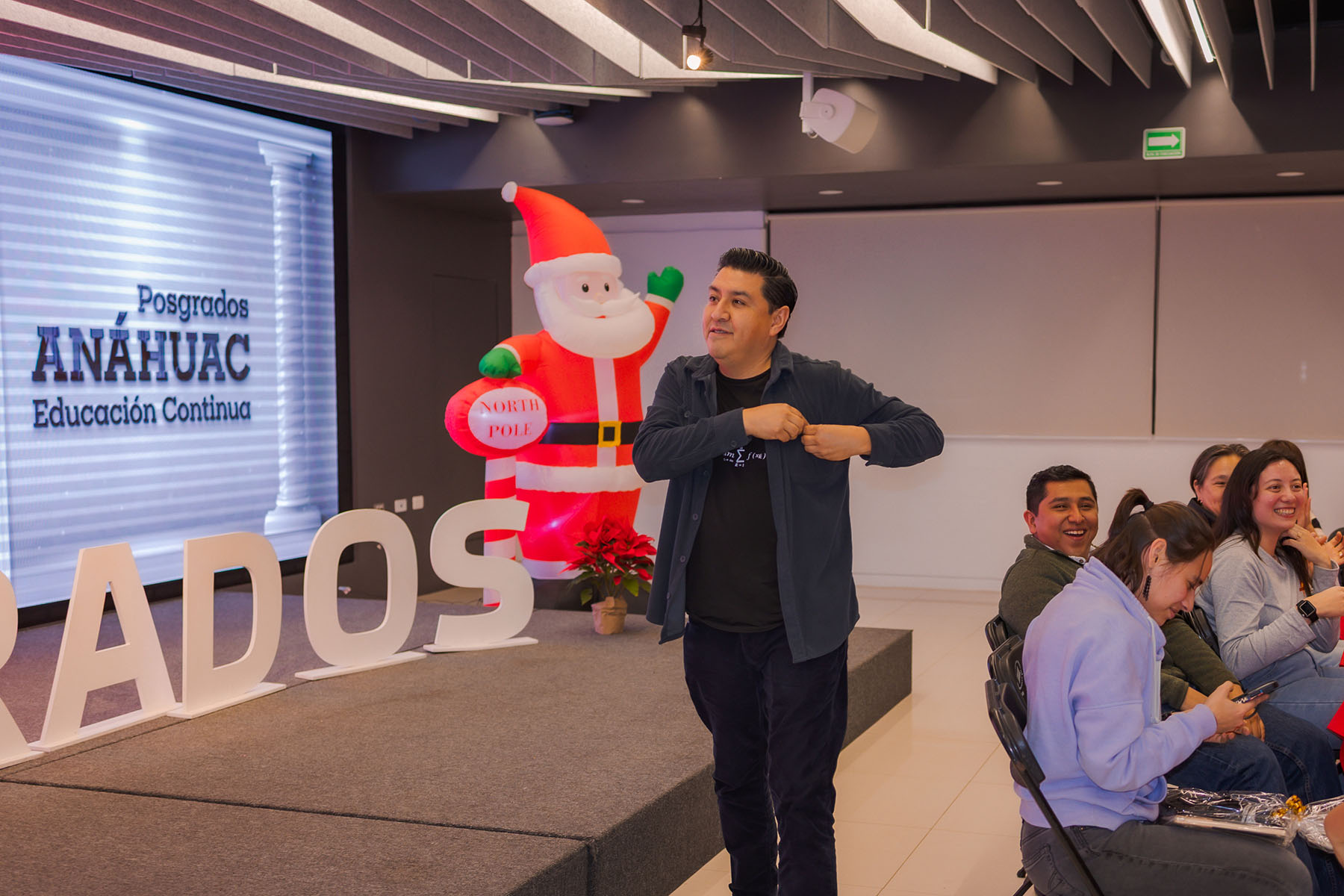 65 / 81 - Christmas Break 2025 65 / 81 - Christmas Break 2025