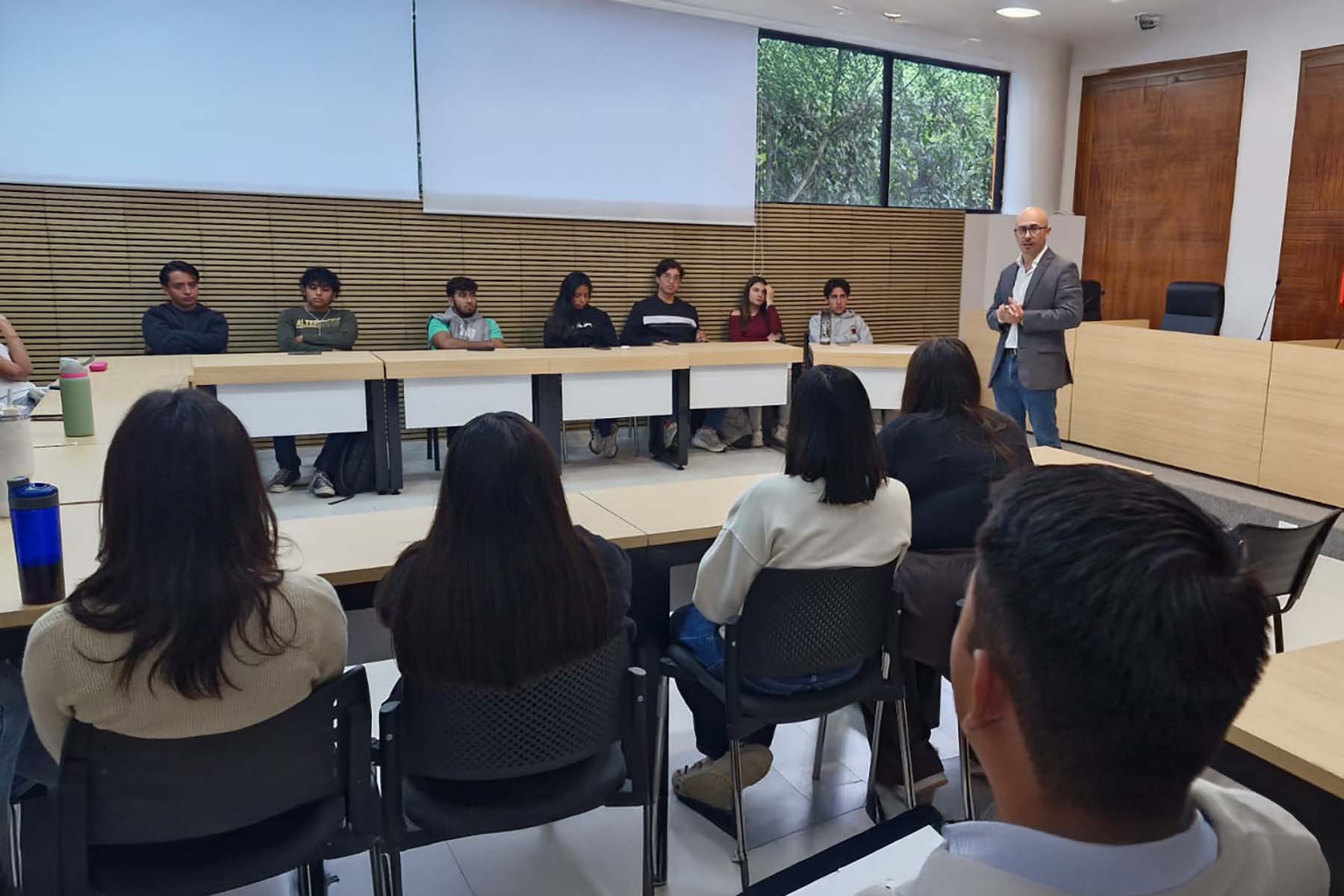 2 / 2 - Conferencia: Medios Alternos de Solución de Controversias 2 / 2 - Conferencia: Medios Alternos de Solución de Controversias