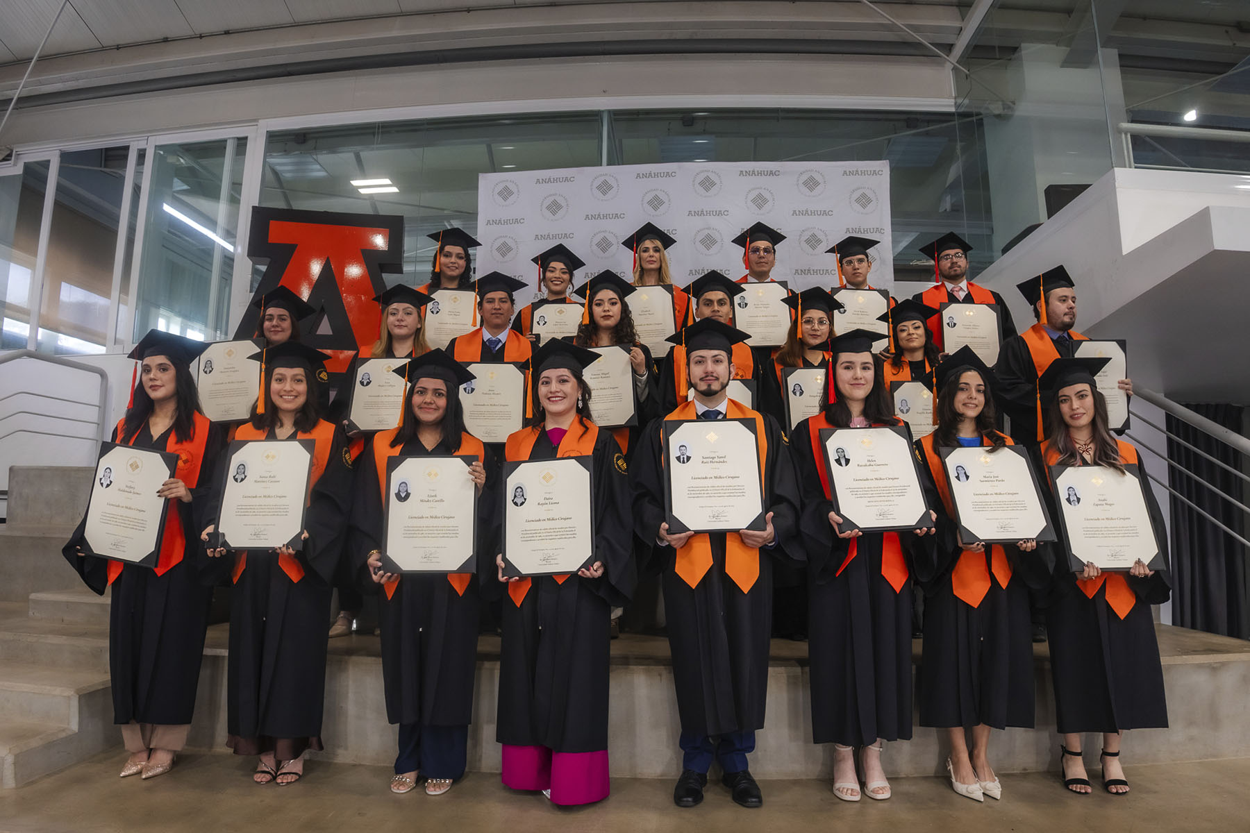 61 / 87 - Ceremonia Solemne de Conferimiento de Grado 61 / 87 - Ceremonia Solemne de Conferimiento de Grado