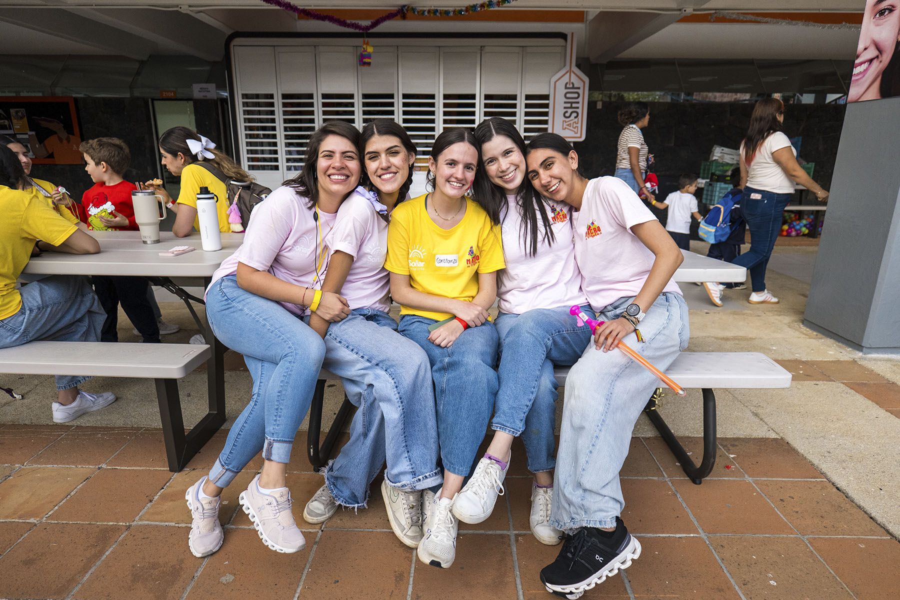 38 / 40 - Macroposada Soñar Despierto 2025: Llenos de Esperanza, Servicio y Alegría 38 / 40 - Macroposada Soñar Despierto 2025: Llenos de Esperanza, Servicio y Alegría