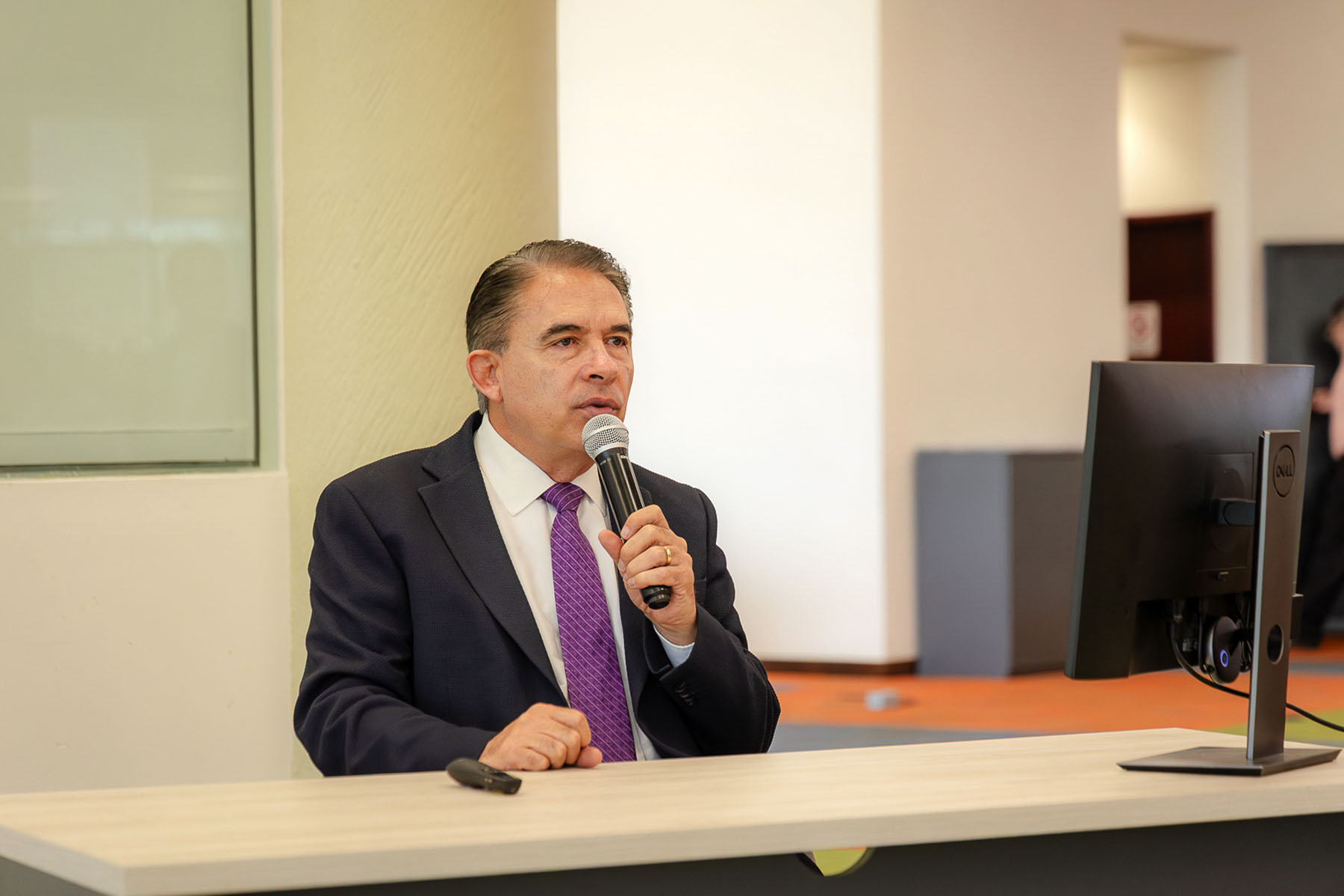 4 / 32 - Tercer Desayuno de Consejeros Consultivos Académicos 4 / 32 - Tercer Desayuno de Consejeros Consultivos Académicos