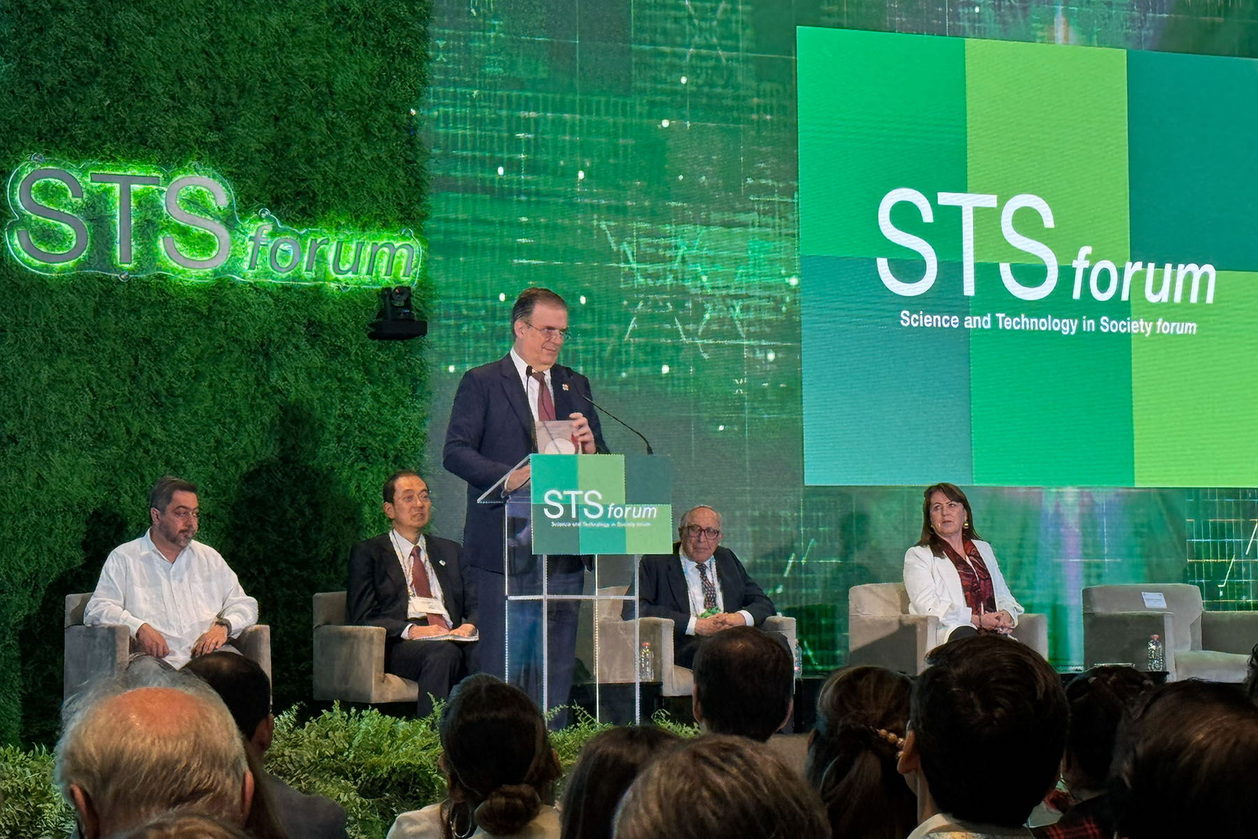 10 / 12 - La Escuela de Arquitectura Participa en el STS Forum y Latam Fest 2025 en Cuernavaca 10 / 12 - La Escuela de Arquitectura Participa en el STS Forum y Latam Fest 2025 en Cuernavaca