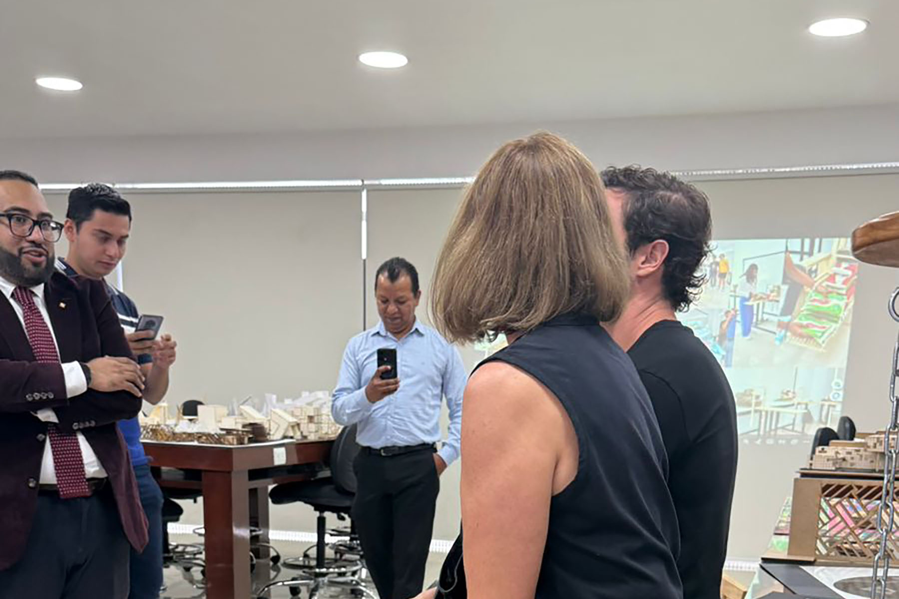 13 / 14 - La Arquitectura como Agente de Transformación: Tatiana Bilbao Comparte su Visión 13 / 14 - La Arquitectura como Agente de Transformación: Tatiana Bilbao Comparte su Visión