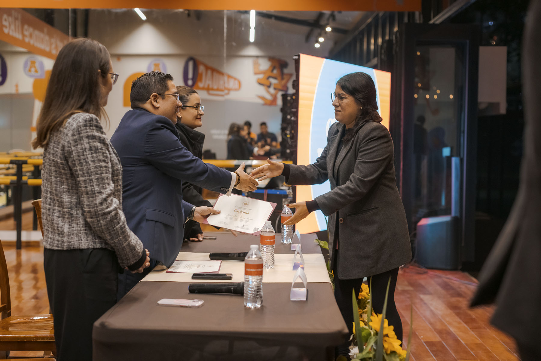 18 / 47 - Clausura de Diplomados 18 / 47 - Clausura de Diplomados