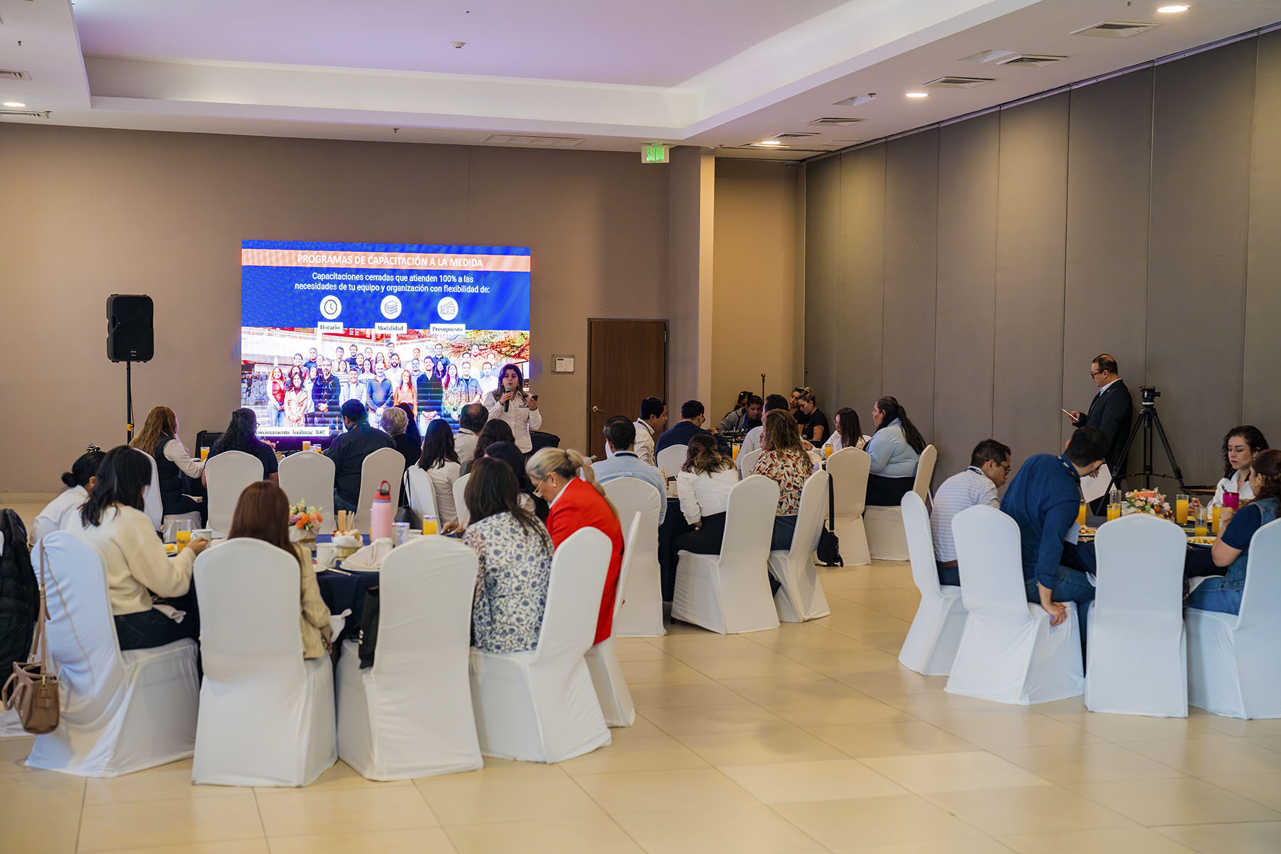 23 / 45 - Encuentro de Líderes del Talento Humano Veracruz 23 / 45 - Encuentro de Líderes del Talento Humano Veracruz