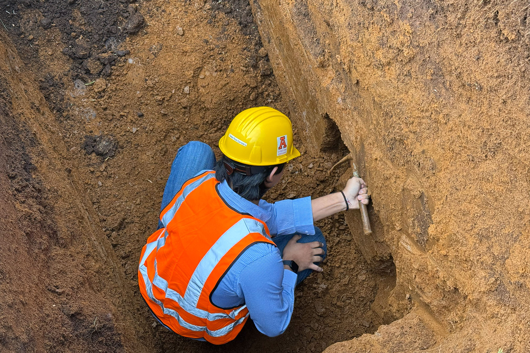 5 / 10 - Formación Técnica Desde el Terreno: Práctica de Mecánica de Suelos para Arquitectura 5 / 10 - Formación Técnica Desde el Terreno: Práctica de Mecánica de Suelos para Arquitectura