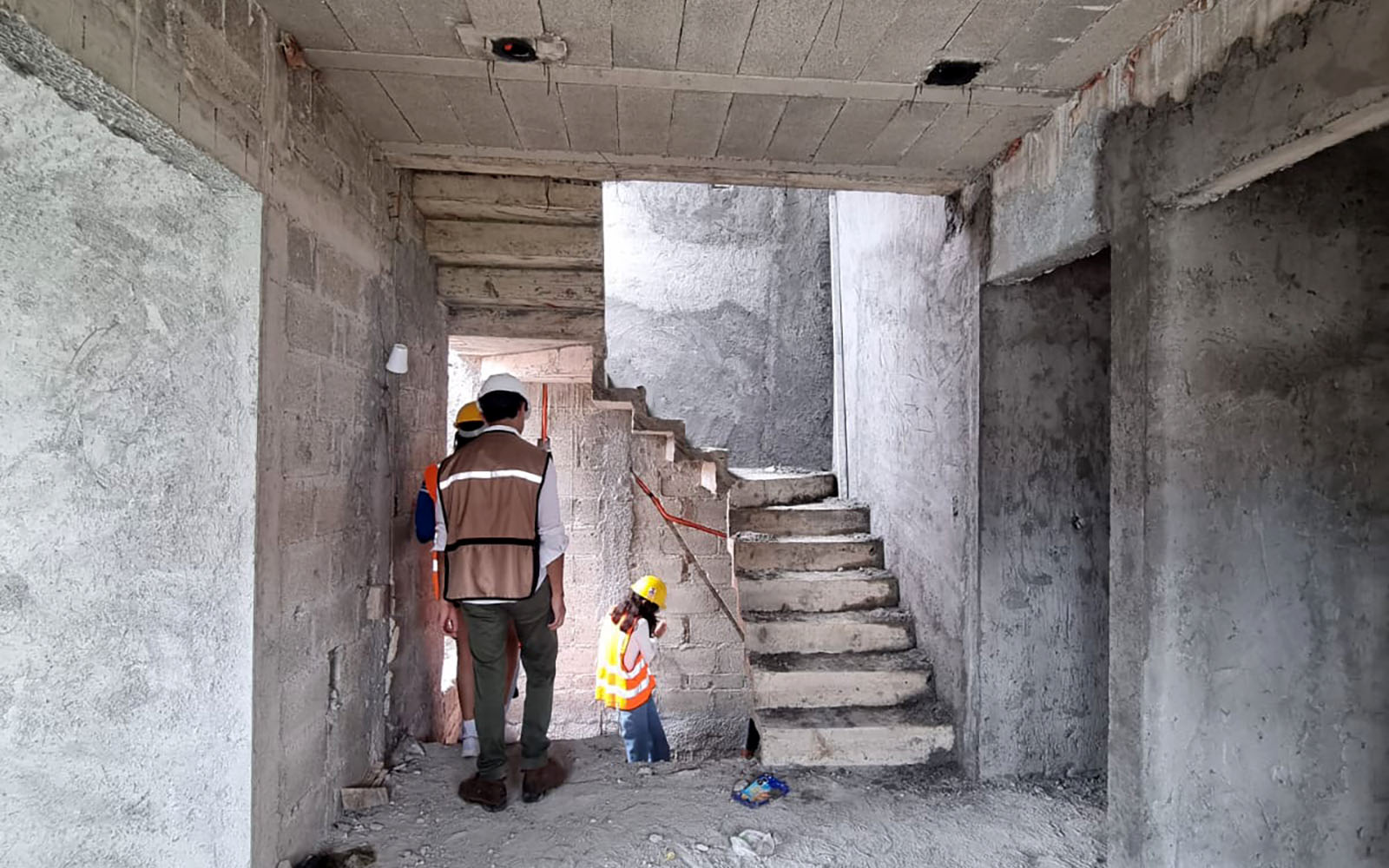 7 / 8 - Prácticas de Campo en la Asignatura de Edificación Media 7 / 8 - Prácticas de Campo en la Asignatura de Edificación Media