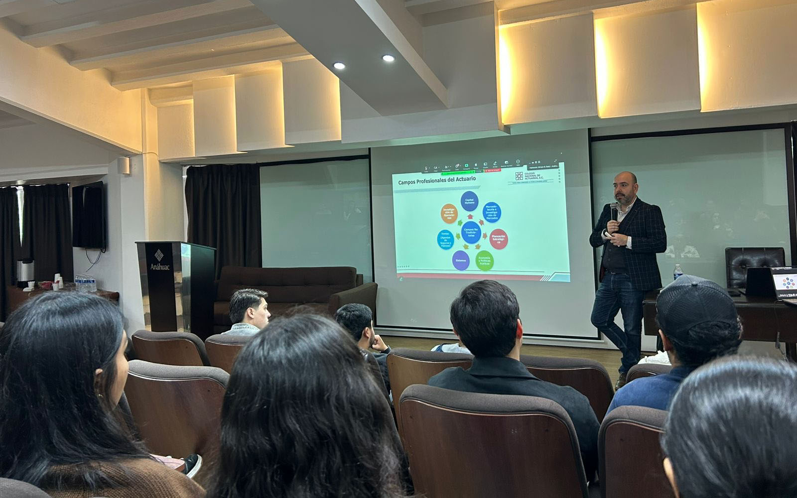 1 / 7 - Conferencia: Un Acercamiento al Colegio Nacional de Actuarios y al Quehacer Profesional 1 / 7 - Conferencia: Un Acercamiento al Colegio Nacional de Actuarios y al Quehacer Profesional