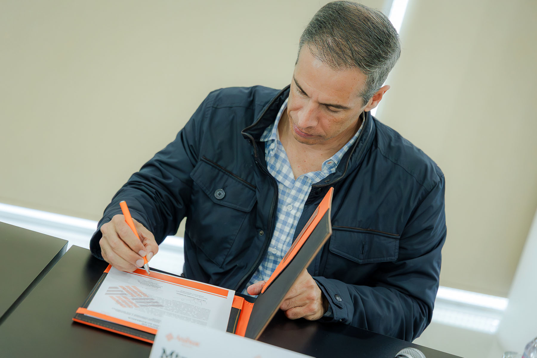 8 / 11 - Firma de Convenio con Suproagro 8 / 11 - Firma de Convenio con Suproagro