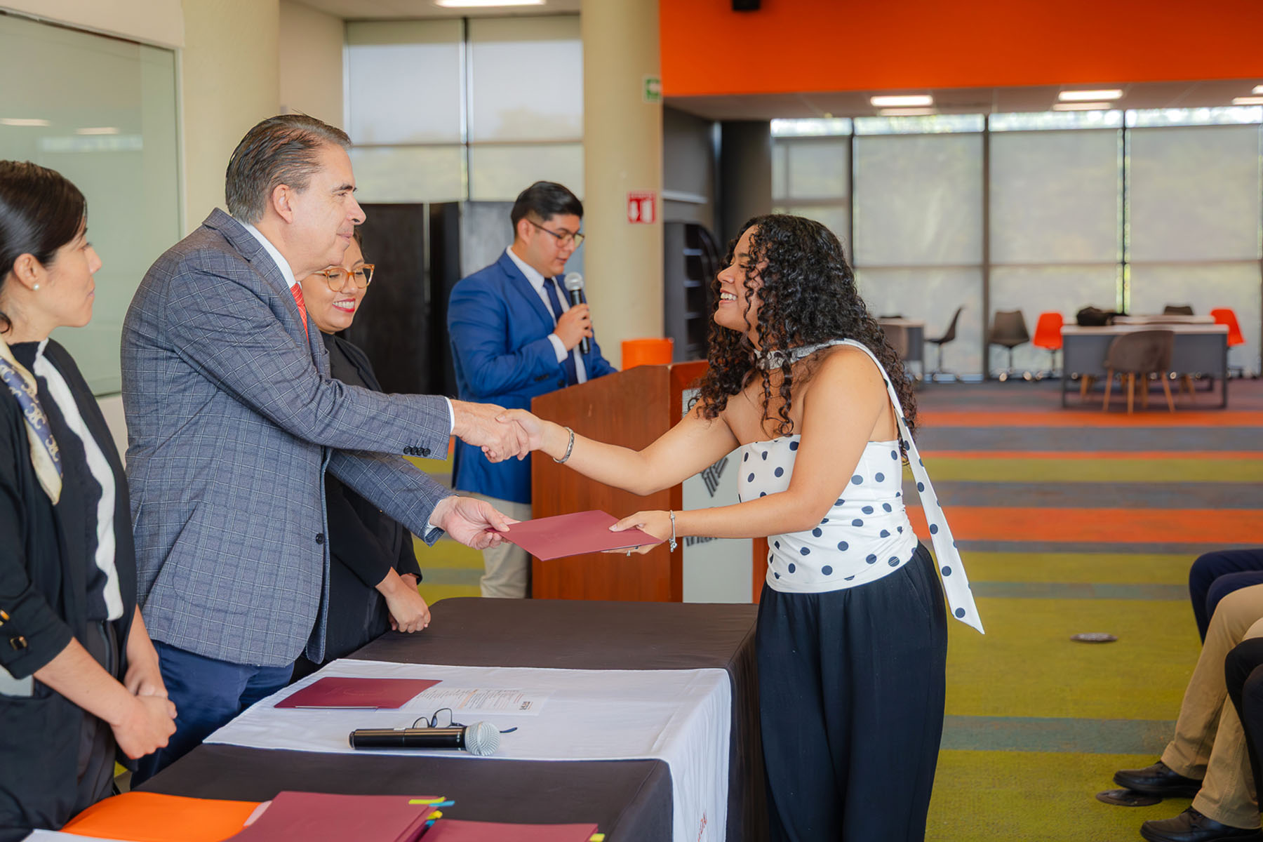 7 / 36 - Entrega de Reconocimientos a los Ganadores del 3.er Concurso de Carteles de 7 / 36 - Entrega de Reconocimientos a los Ganadores del 3.er Concurso de Carteles de