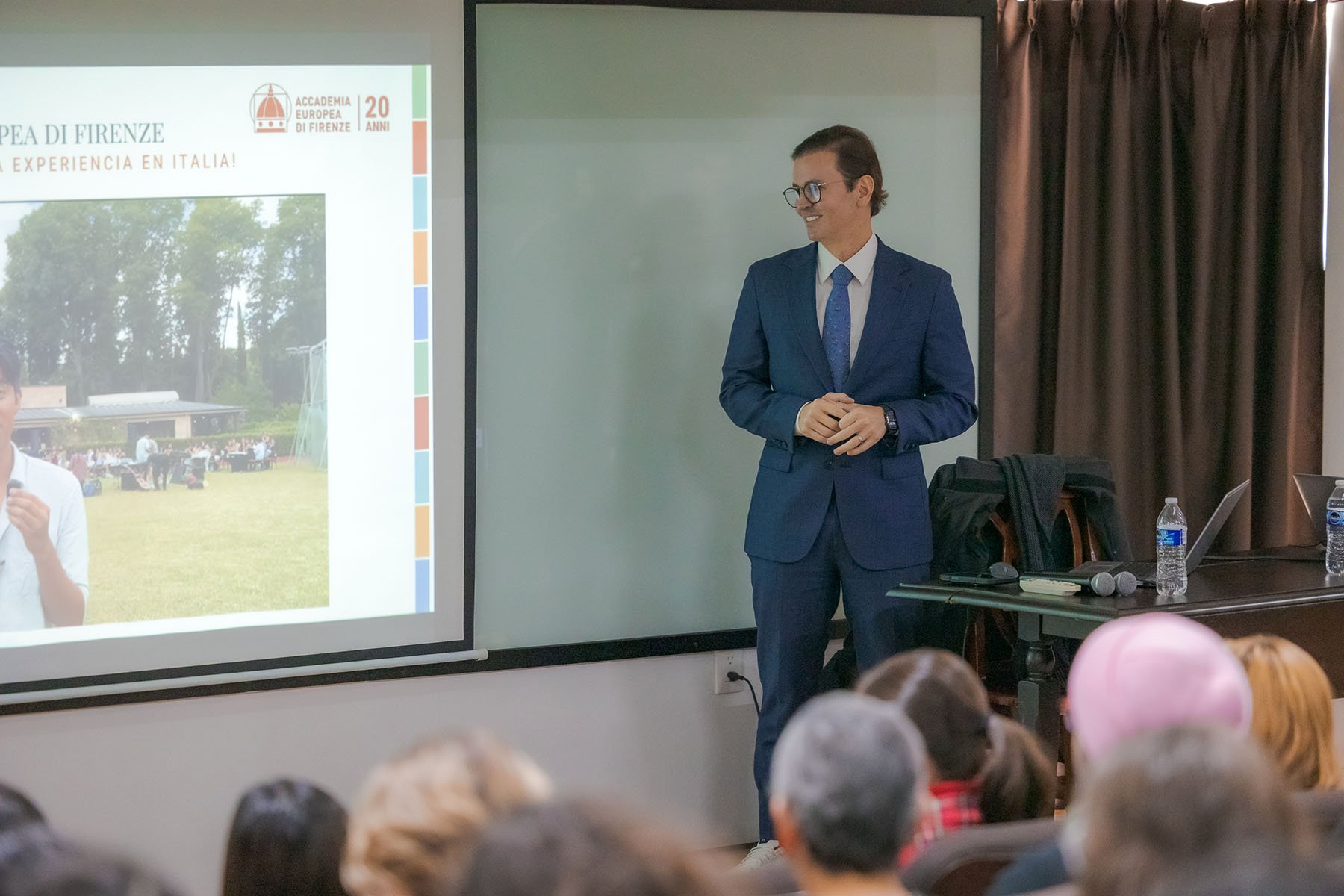 4 / 10 - Programa de Verano de la Accademia Europea di Firenze en Florencia, Italia 4 / 10 - Programa de Verano de la Accademia Europea di Firenze en Florencia, Italia