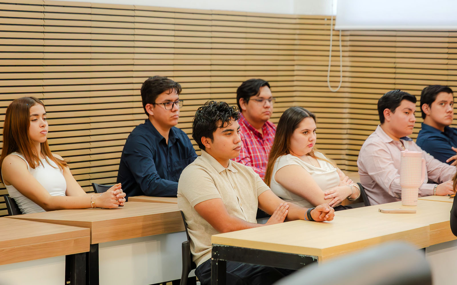 4 / 16 - Ceremonia de Firma de Convenio con CANACINTRA Córdoba 4 / 16 - Ceremonia de Firma de Convenio con CANACINTRA Córdoba