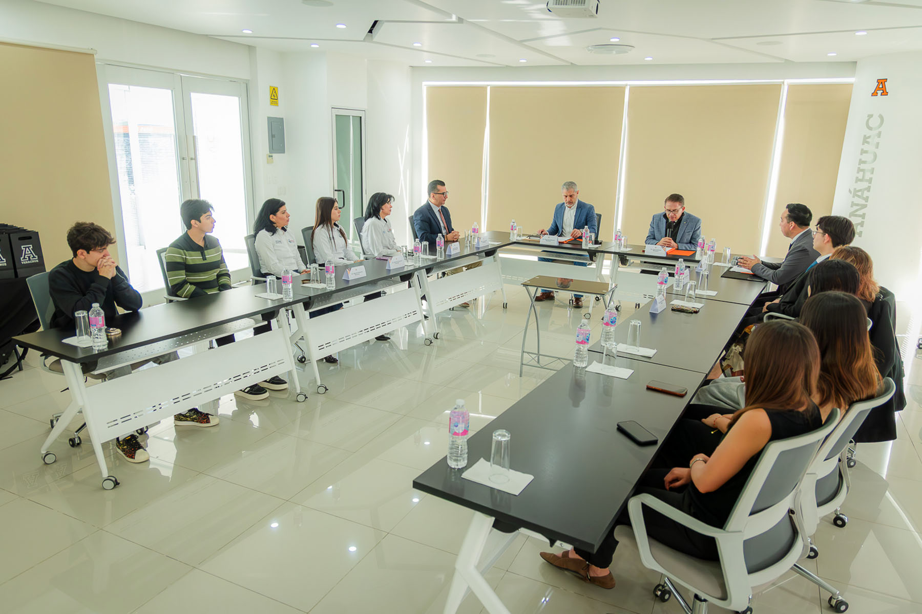 4 / 20 - Firma de Convenio con FRYMSA 4 / 20 - Firma de Convenio con FRYMSA