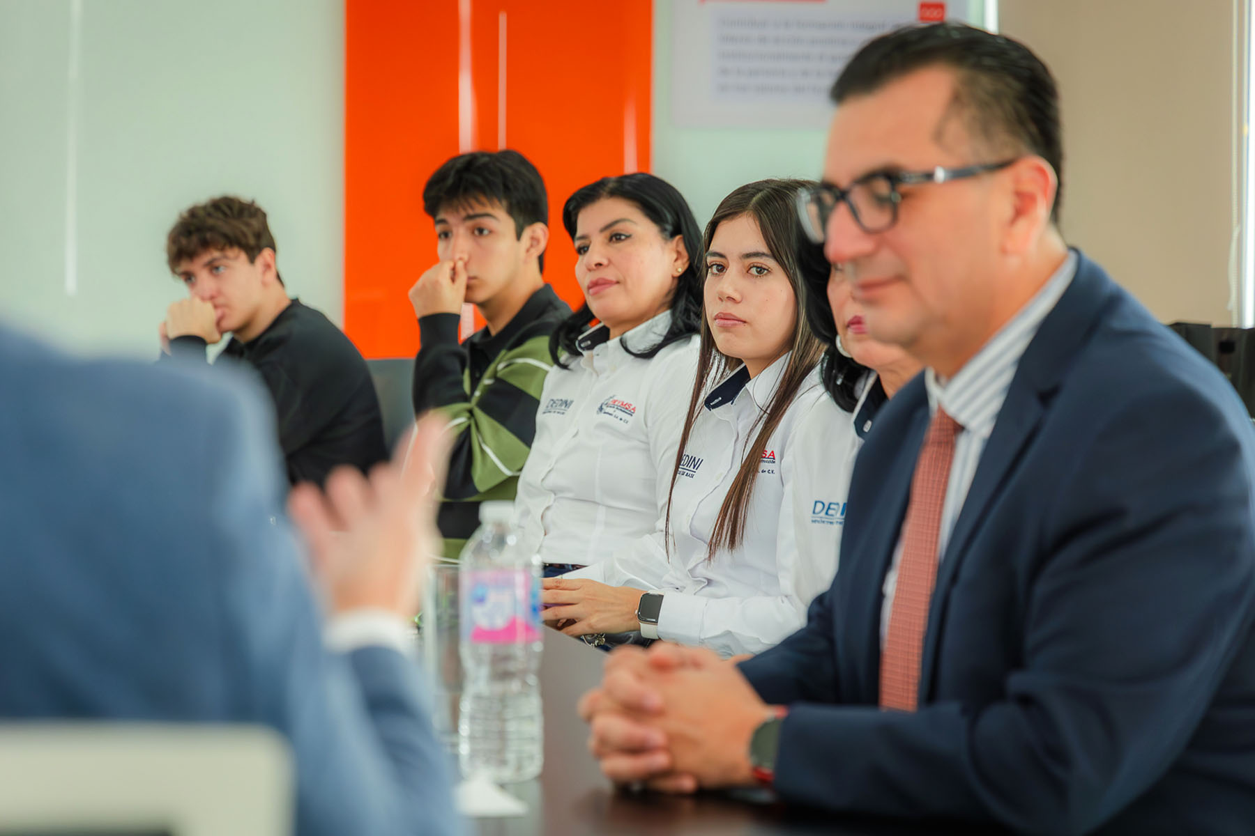 8 / 20 - Firma de Convenio con FRYMSA 8 / 20 - Firma de Convenio con FRYMSA