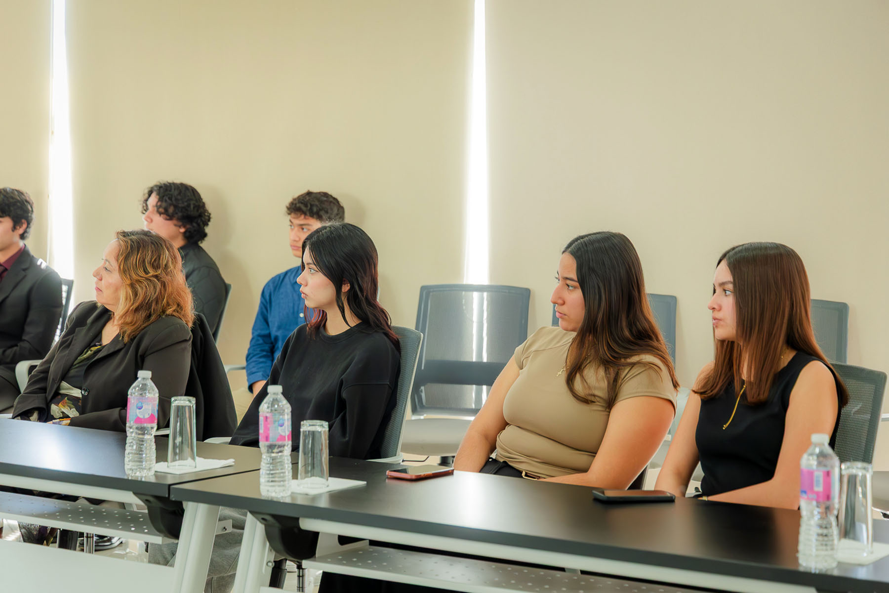 10 / 20 - Firma de Convenio con FRYMSA 10 / 20 - Firma de Convenio con FRYMSA