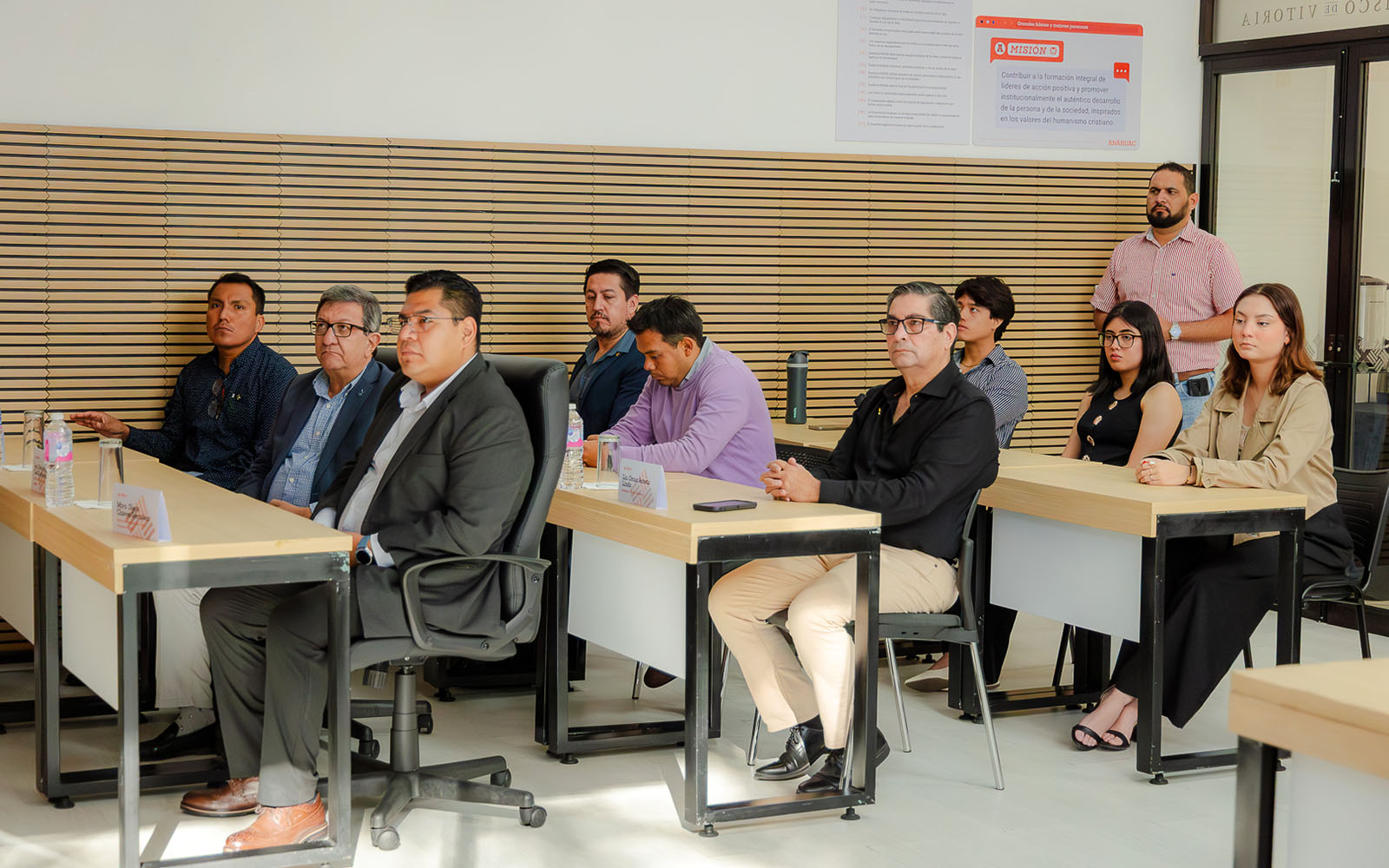 7 / 17 - Firma de Convenio con la Universidad Veracruzana 7 / 17 - Firma de Convenio con la Universidad Veracruzana