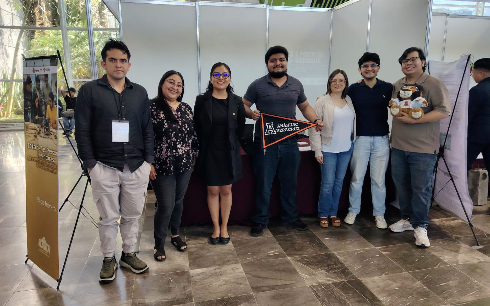 1 / 6 - Día de las Personas Inventoras: Alumnos Presentan Soluciones Sostenibles con Impacto 1 / 6 - Día de las Personas Inventoras: Alumnos Presentan Soluciones Sostenibles con Impacto