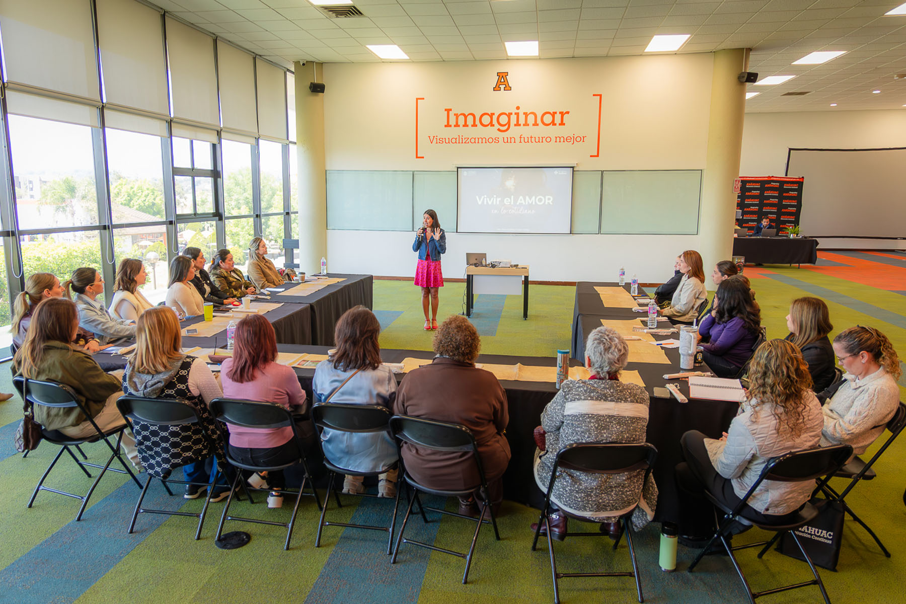 8 / 32 - Vivir el Amor en lo Cotidiano 8 / 32 - Vivir el Amor en lo Cotidiano